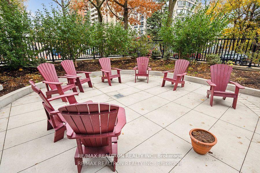 Photo 19 of Unit 401, 449 Walmer Road, Toronto, Forest Hill South — HOMEH