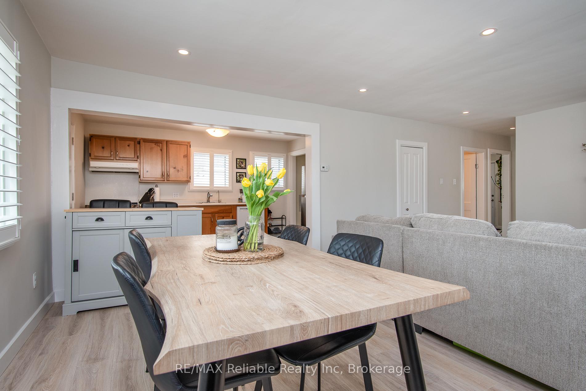 Photo 14 of 47 West William Street, Huron East, Seaforth — HOMEH