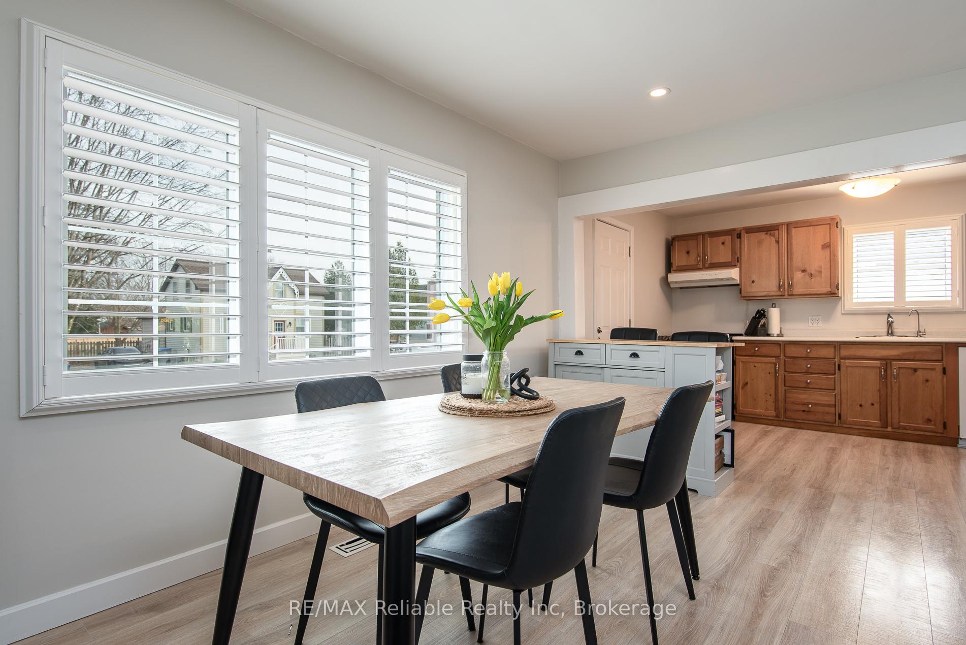Photo 15 of 47 West William Street, Huron East, Seaforth — HOMEH
