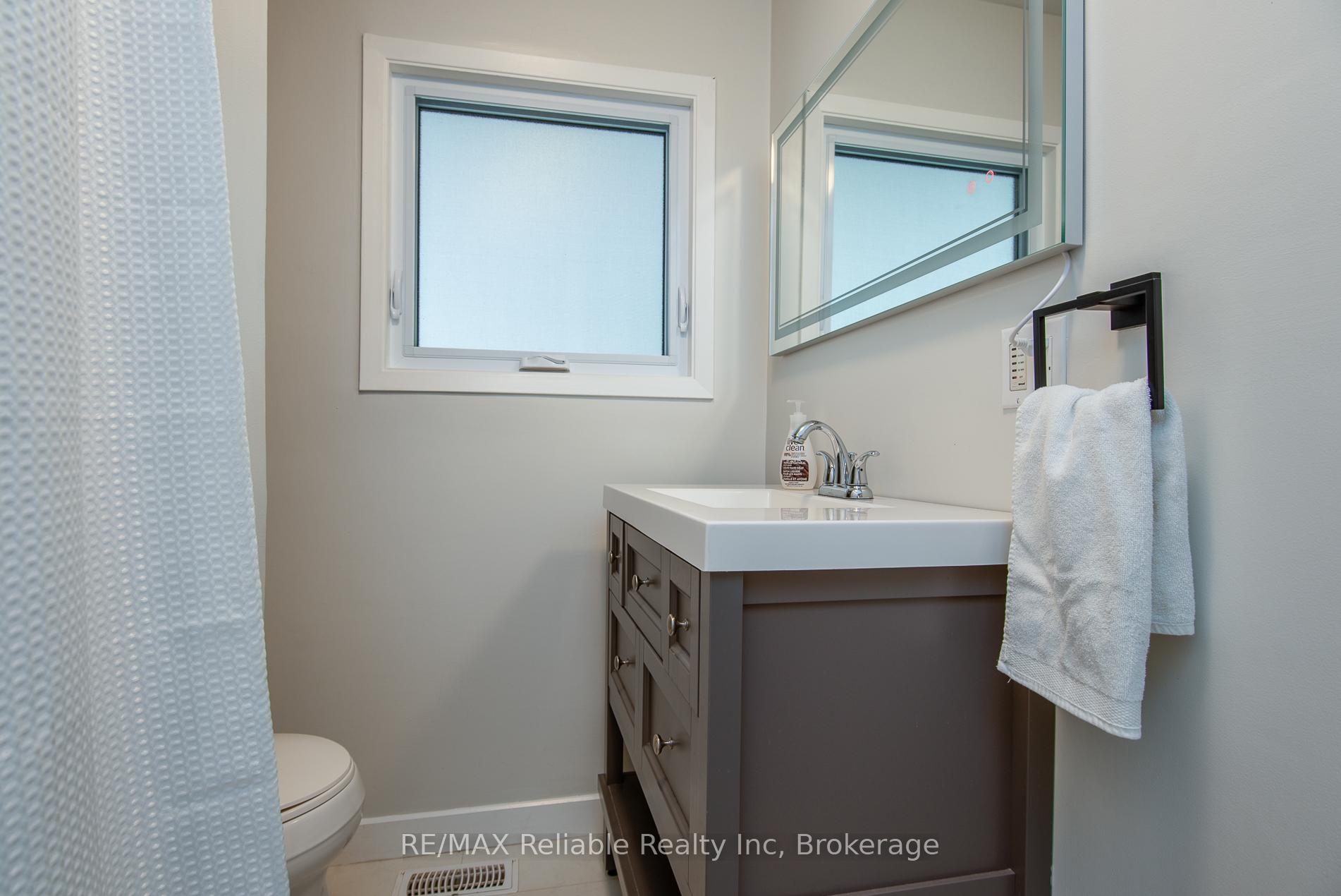 Photo 22 of 47 West William Street, Huron East, Seaforth — HOMEH