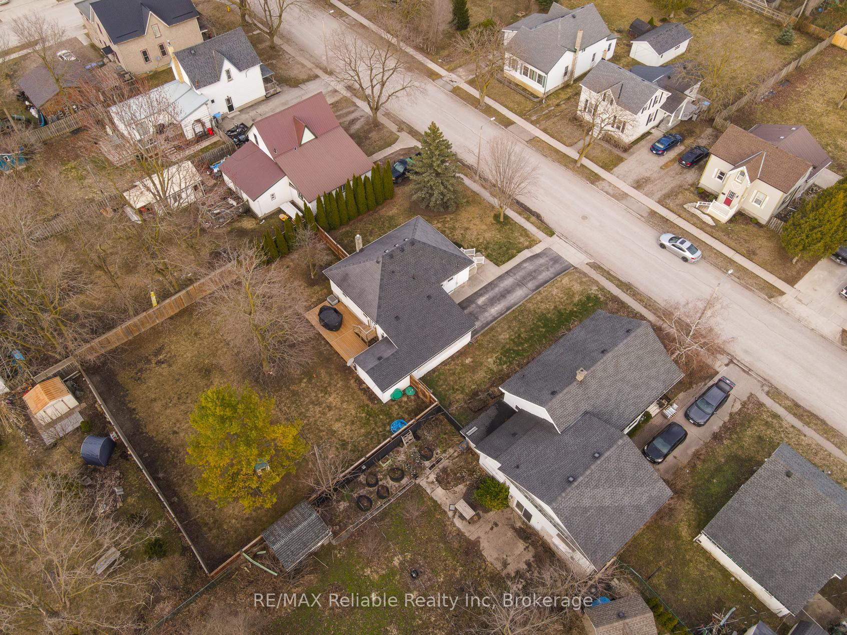 Photo 35 of 47 West William Street, Huron East, Seaforth — HOMEH