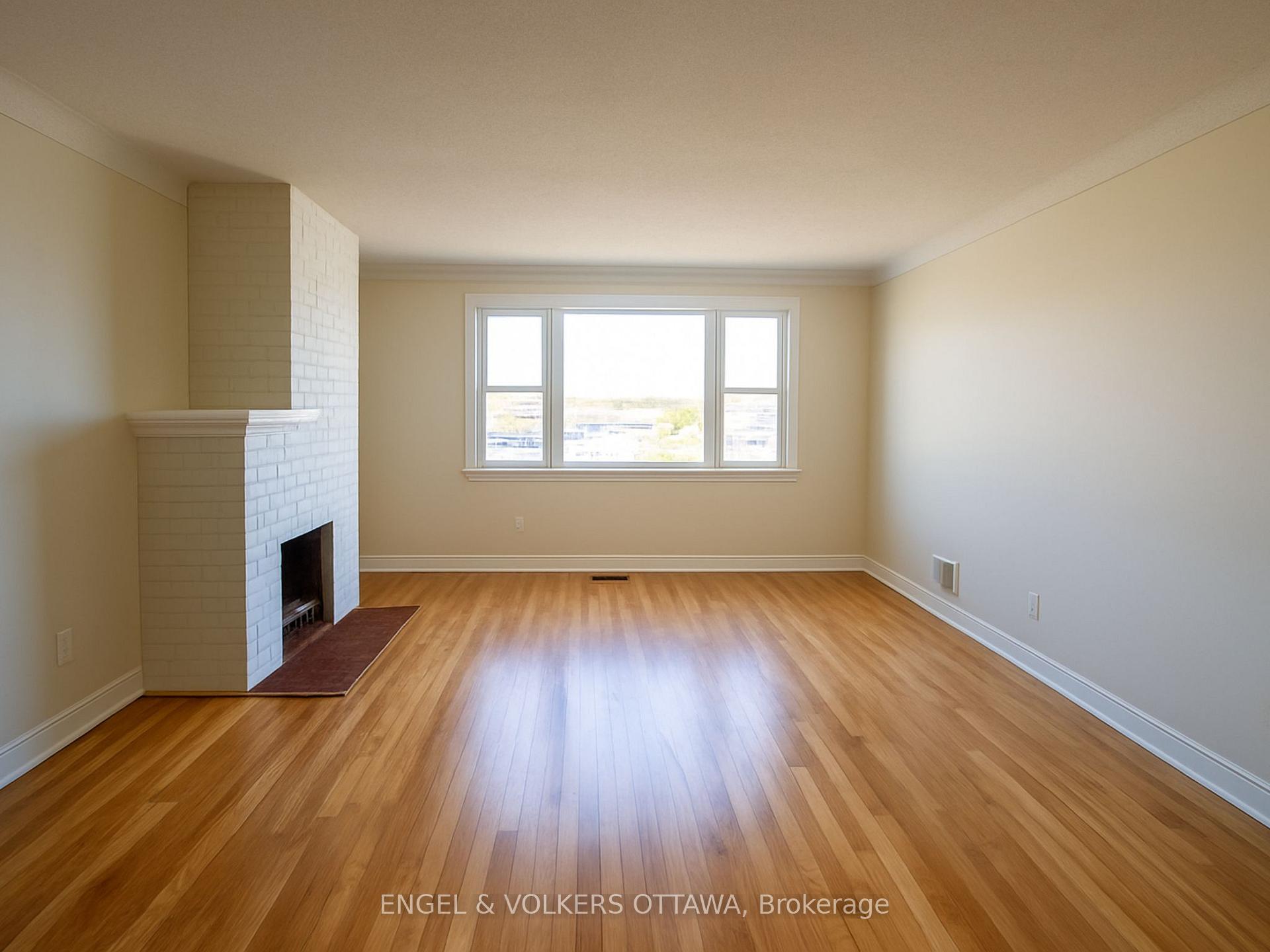 Photo 8 of 2114 Carling Avenue, Ottawa, McKellar Heights/Glabar Park — HOMEH