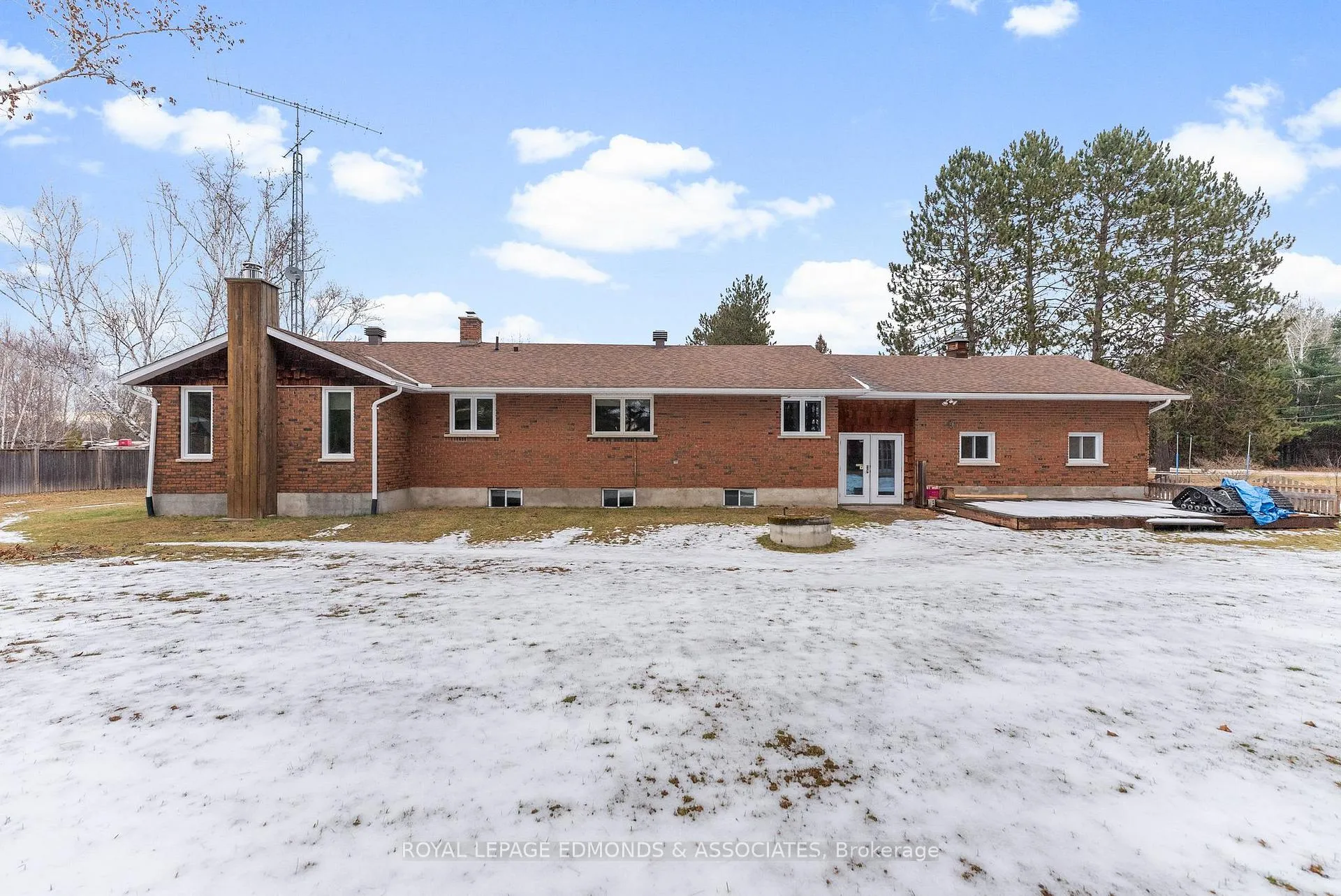 Photo 36 of 40925 Highway 41, Laurentian Valley — HOMEH