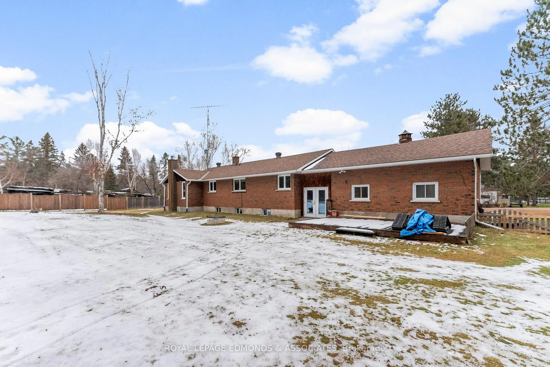Photo 37 of 40925 Highway 41, Laurentian Valley — HOMEH