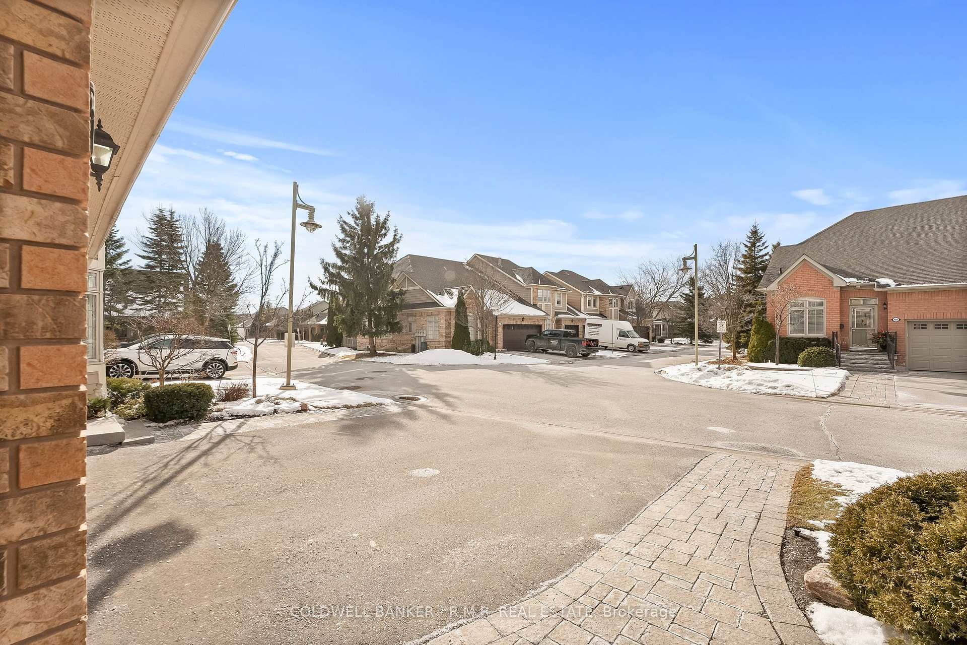Photo 17 of 43 Louisbourg Way, Markham, Greensborough — HOMEH