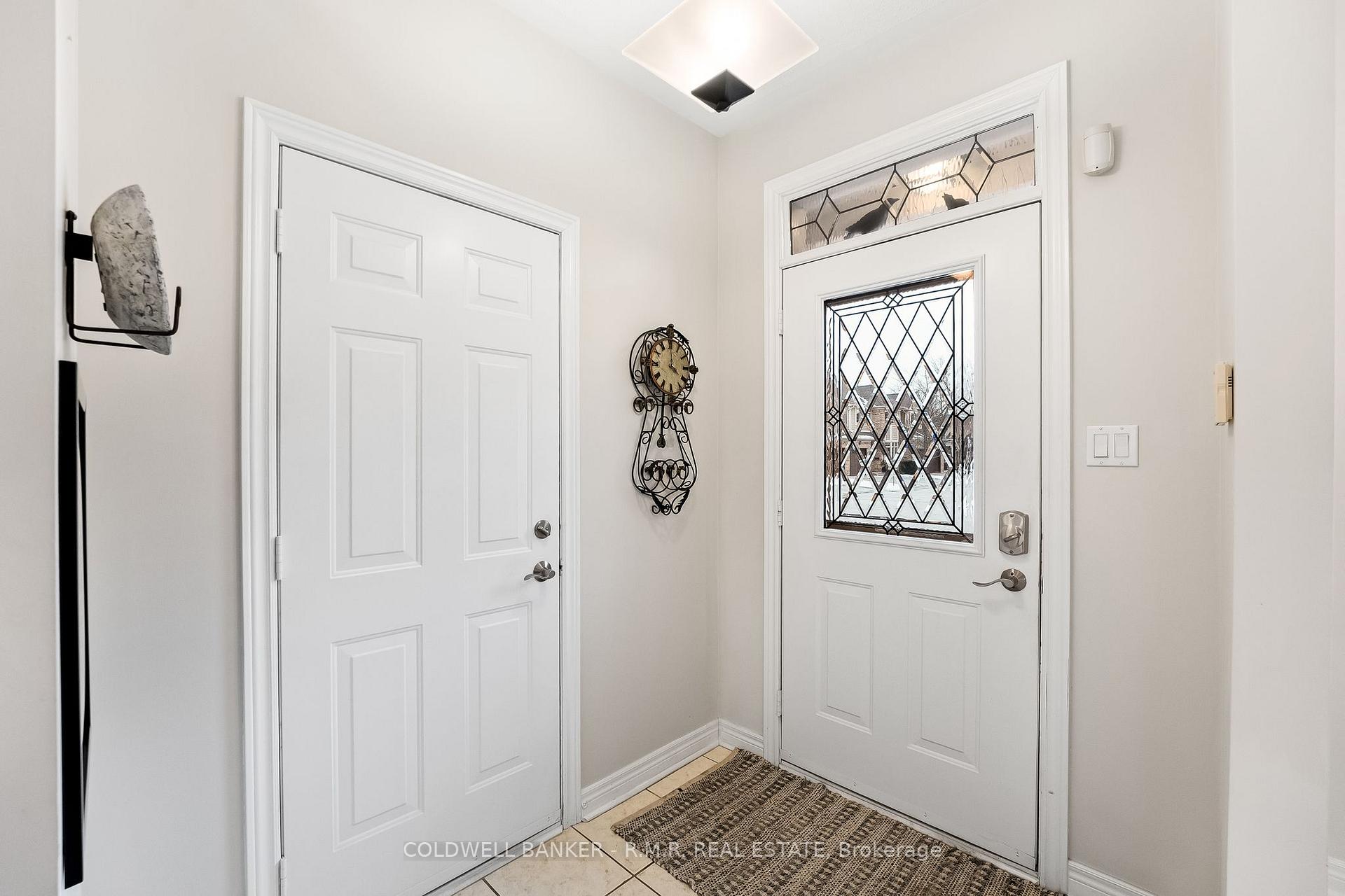 Photo 2 of 43 Louisbourg Way, Markham, Greensborough — HOMEH