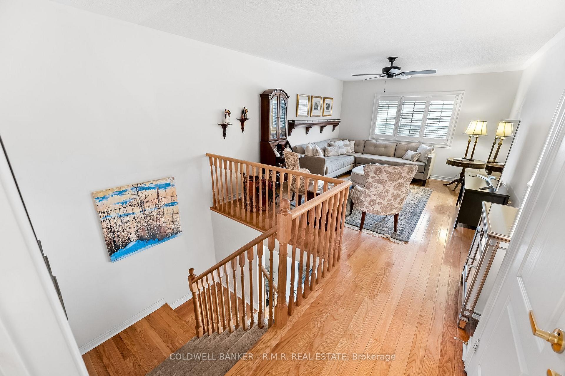 Photo 18 of 43 Louisbourg Way, Markham, Greensborough — HOMEH