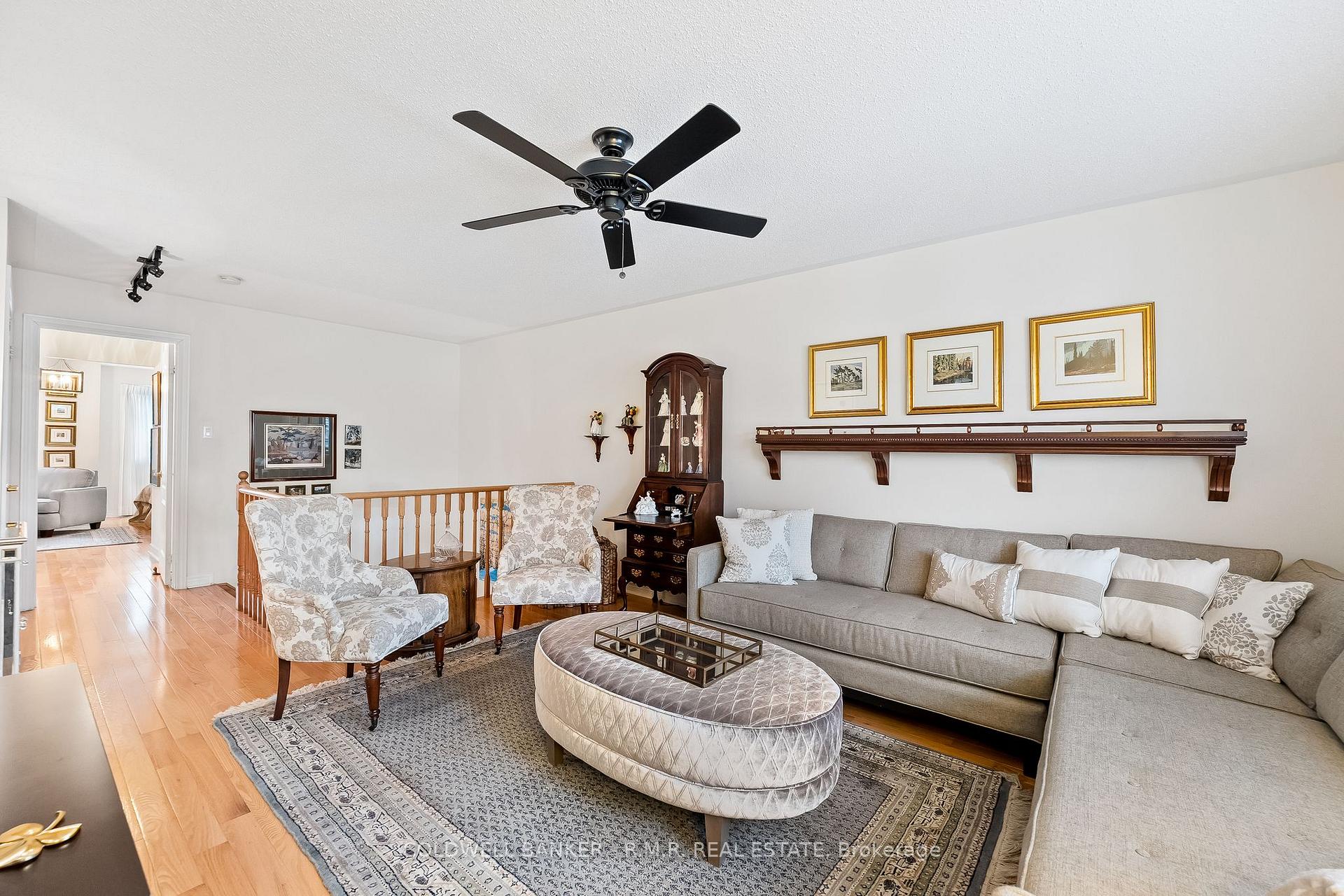 Photo 16 of 43 Louisbourg Way, Markham, Greensborough — HOMEH