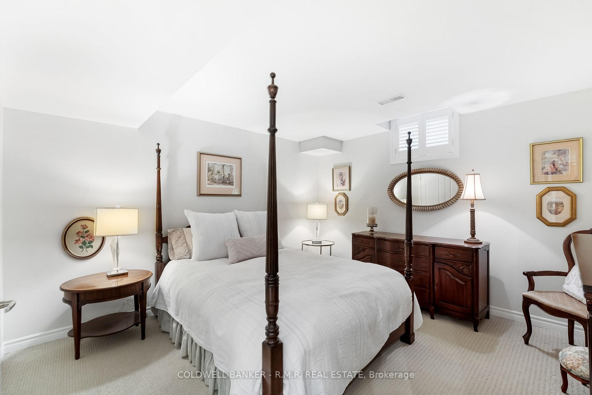 Photo 42 of 43 Louisbourg Way, Markham, Greensborough — HOMEH