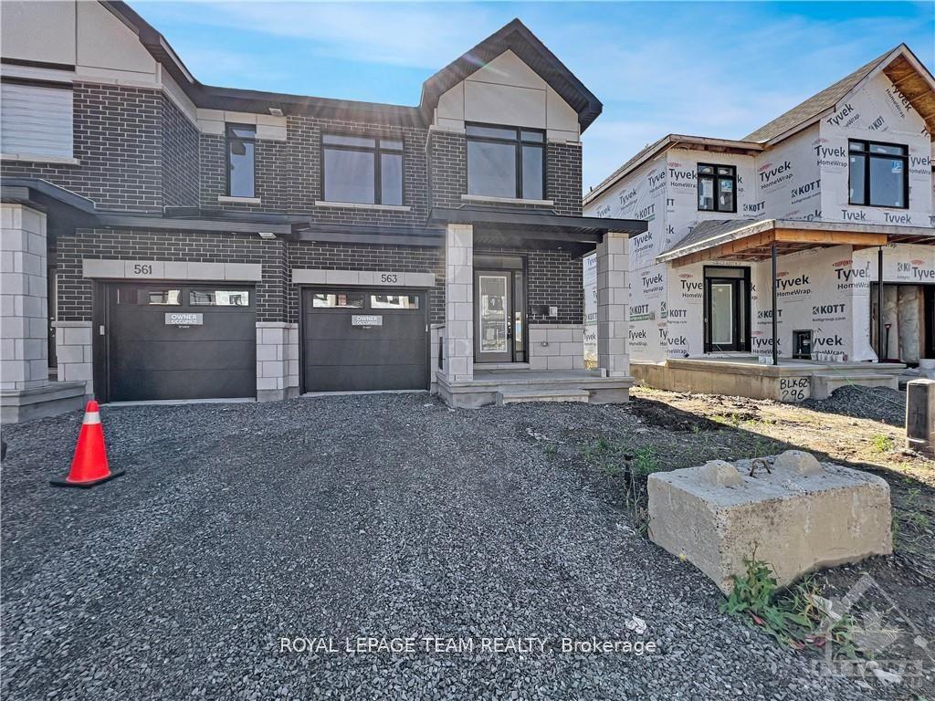 Photo 2 of 563 Tahoe Heights, Ottawa, Leitrim — HOMEH