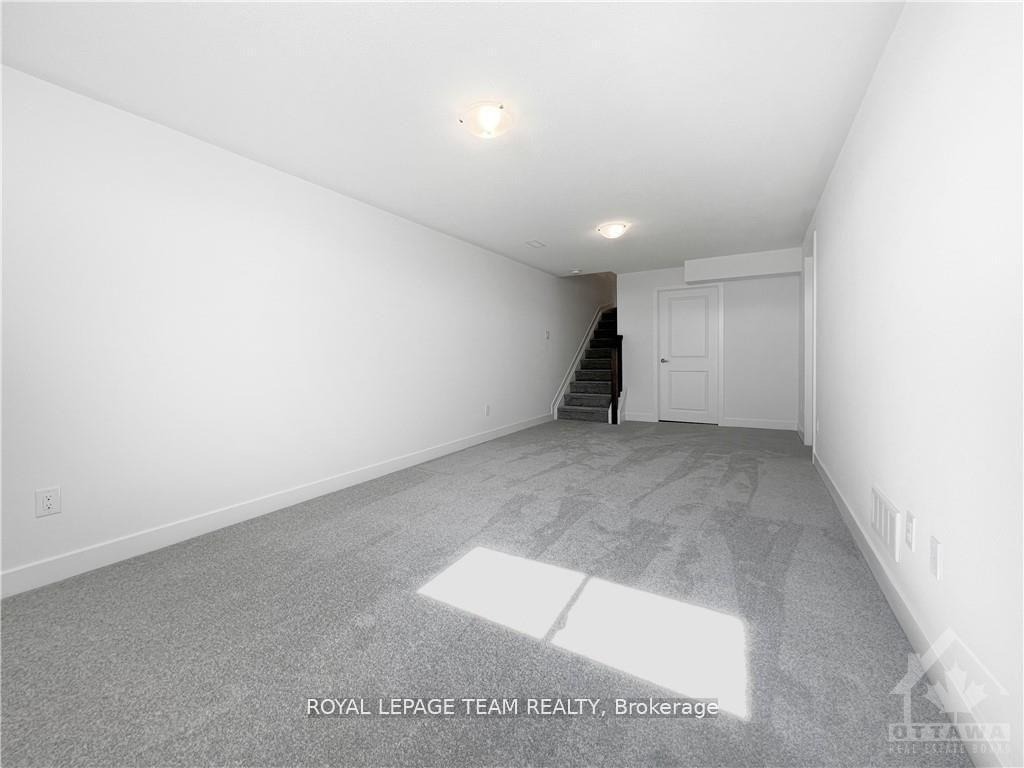 Photo 24 of 563 Tahoe Heights, Ottawa, Leitrim — HOMEH