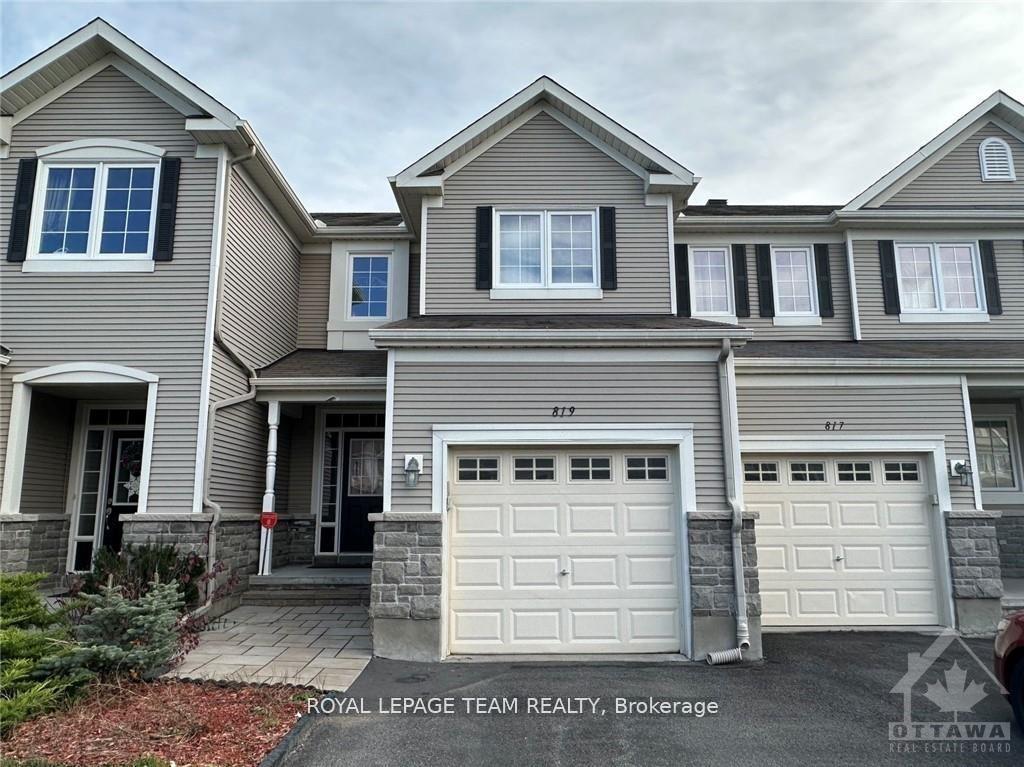 Photo 1 of 819 Tabaret Street, Ottawa, Kanata - Emerald Meadows/Trailwest — HOMEH