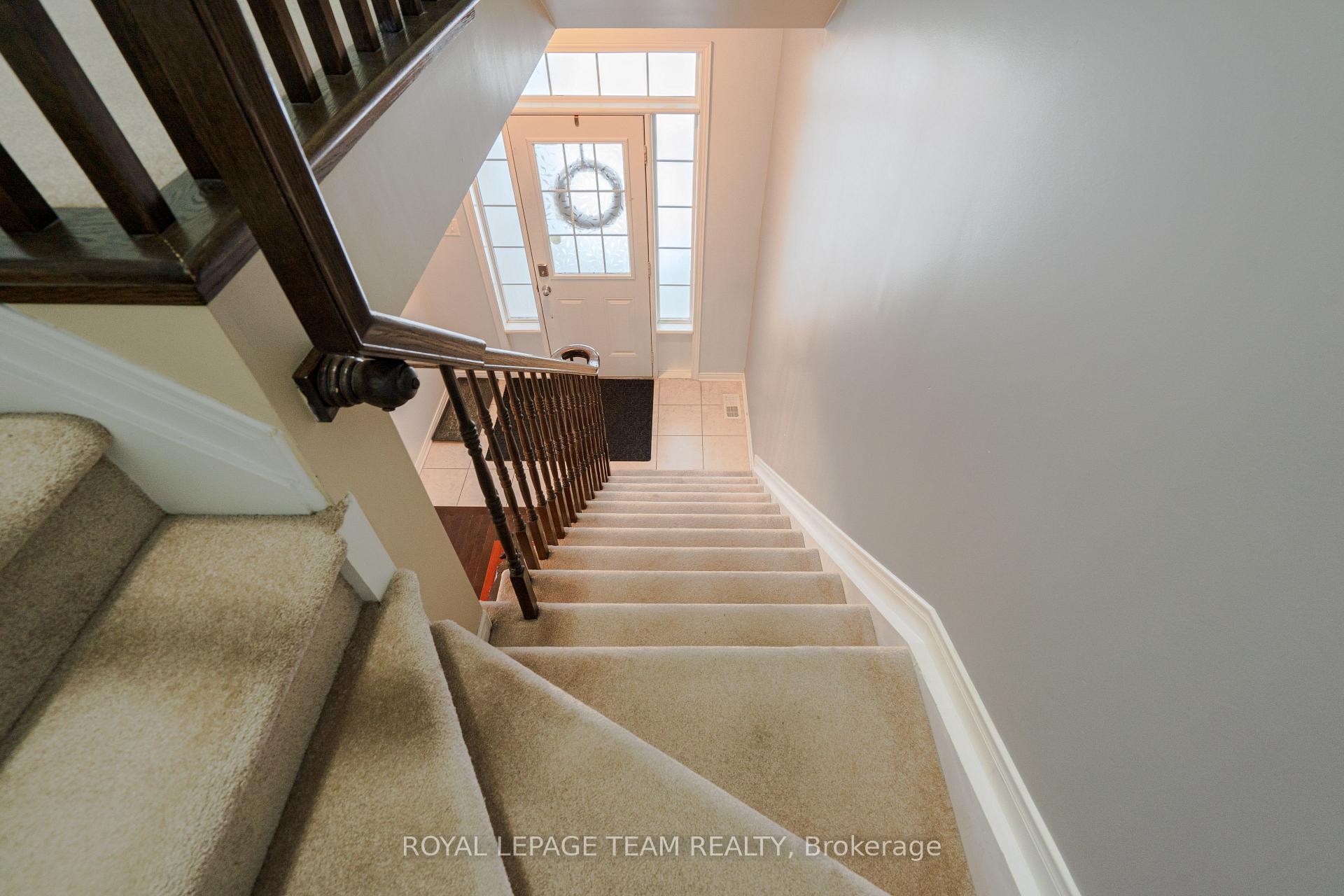 Photo 19 of 819 Tabaret Street, Ottawa, Kanata - Emerald Meadows/Trailwest — HOMEH