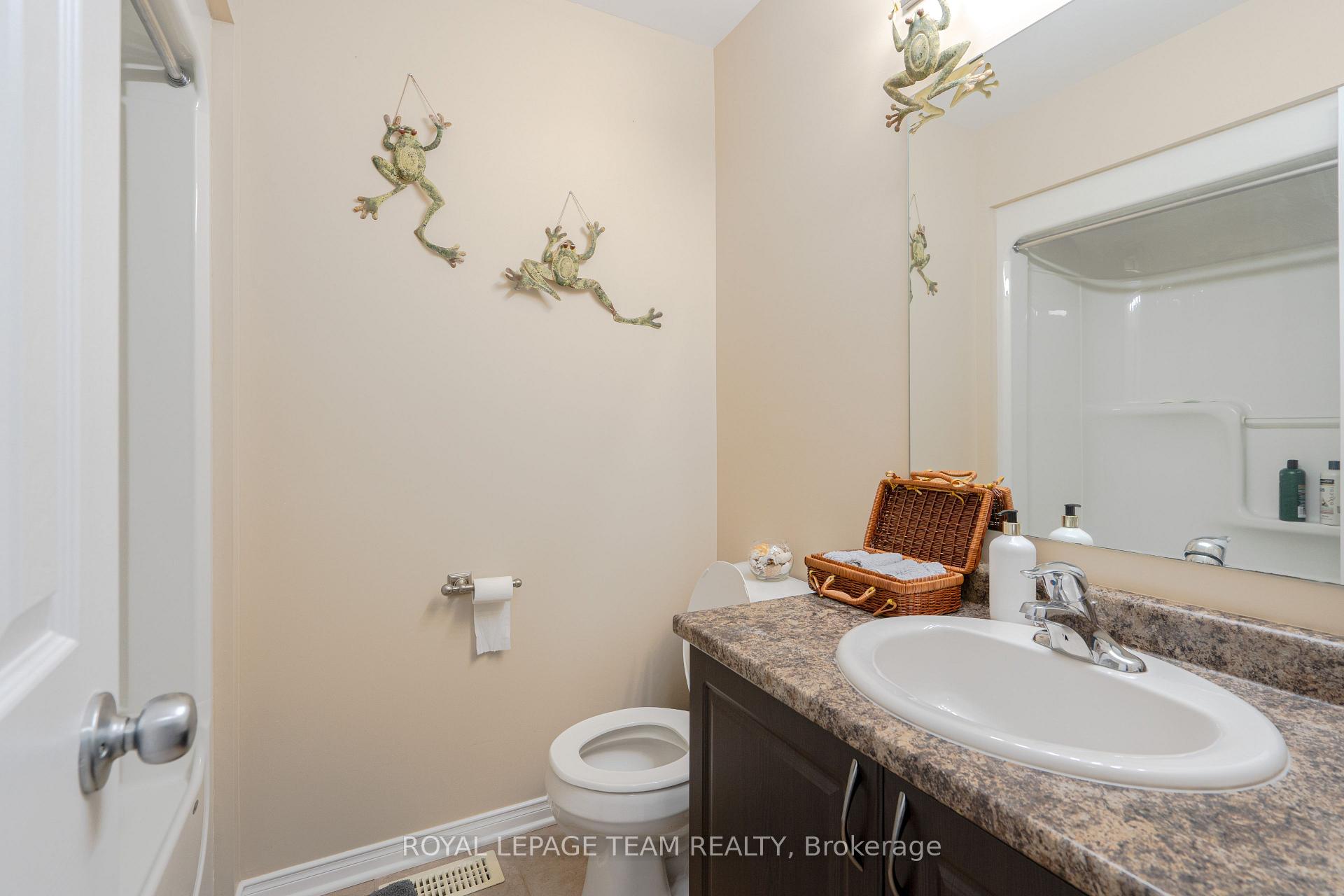 Photo 26 of 819 Tabaret Street, Ottawa, Kanata - Emerald Meadows/Trailwest — HOMEH