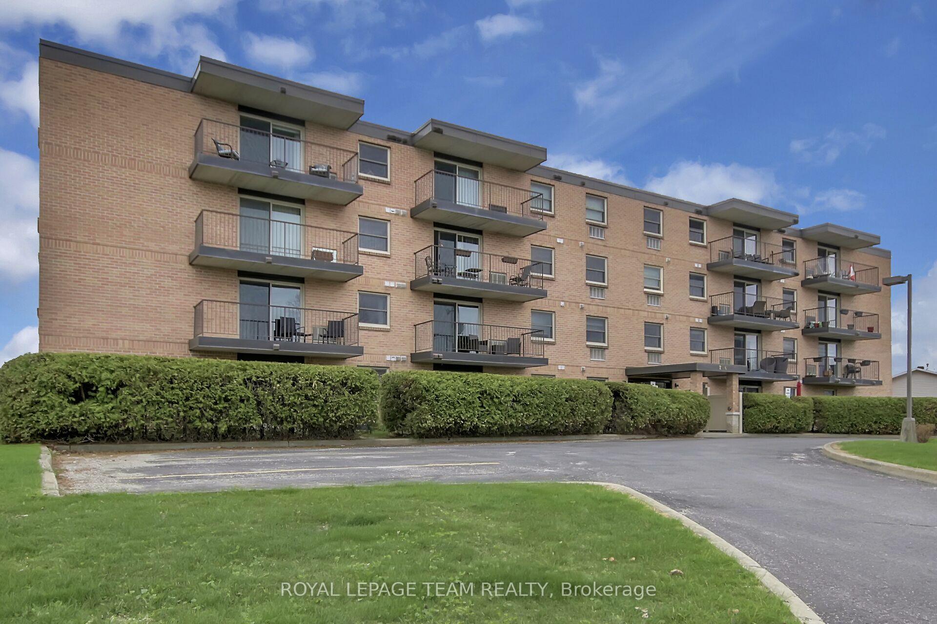 Front of Unit 204, 206 Woodward Street