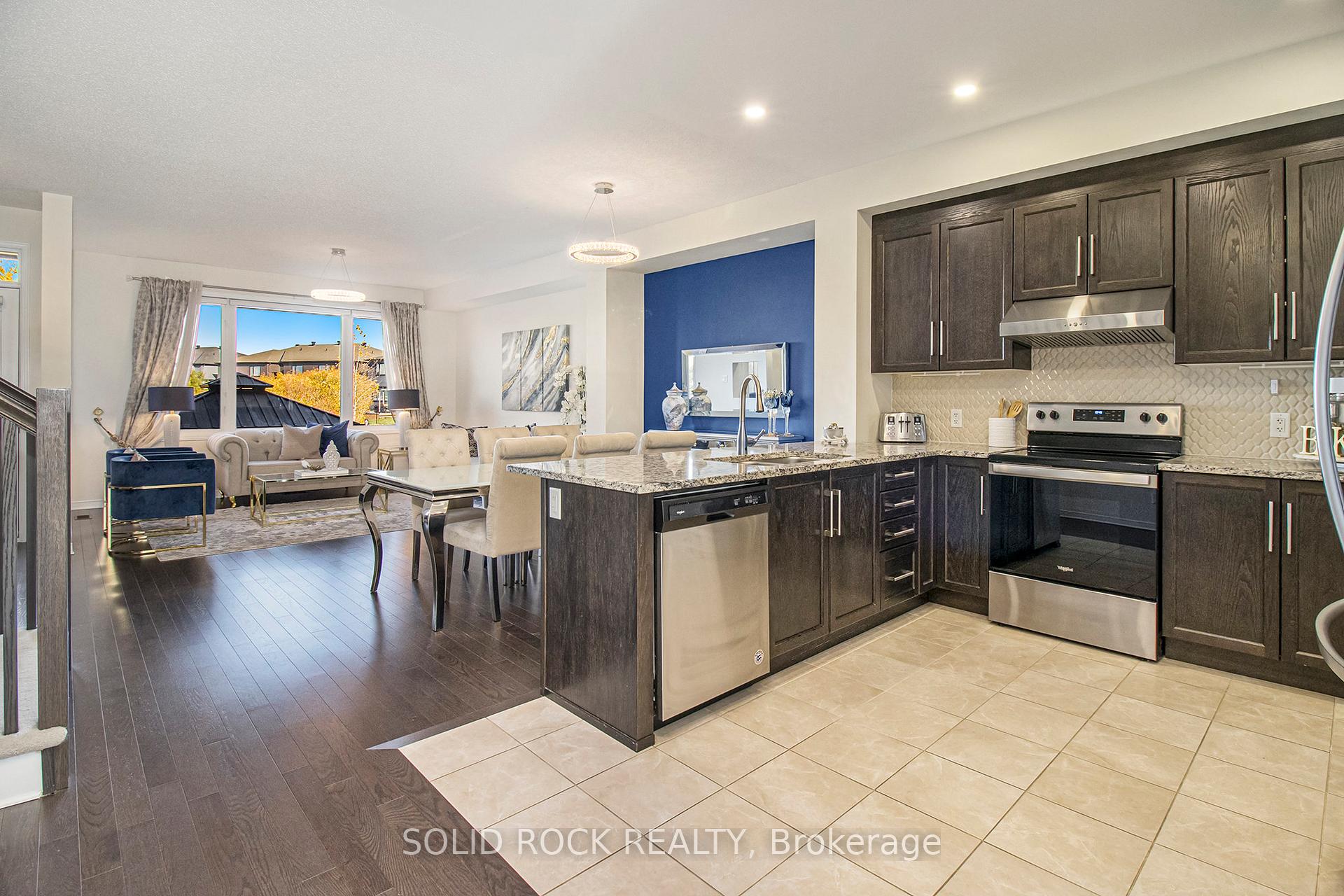 Photo 11 of 525 Cope Drive, Ottawa, Kanata - Emerald Meadows/Trailwest — HOMEH