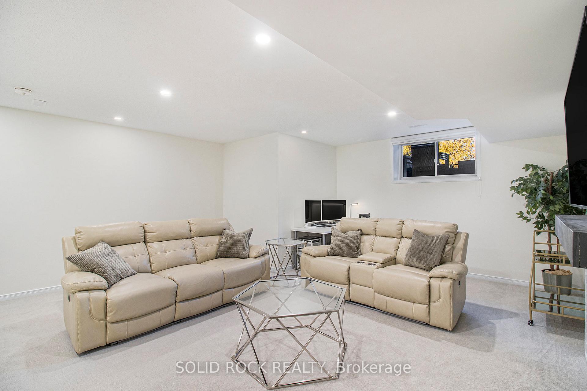 Photo 35 of 525 Cope Drive, Ottawa, Kanata - Emerald Meadows/Trailwest — HOMEH
