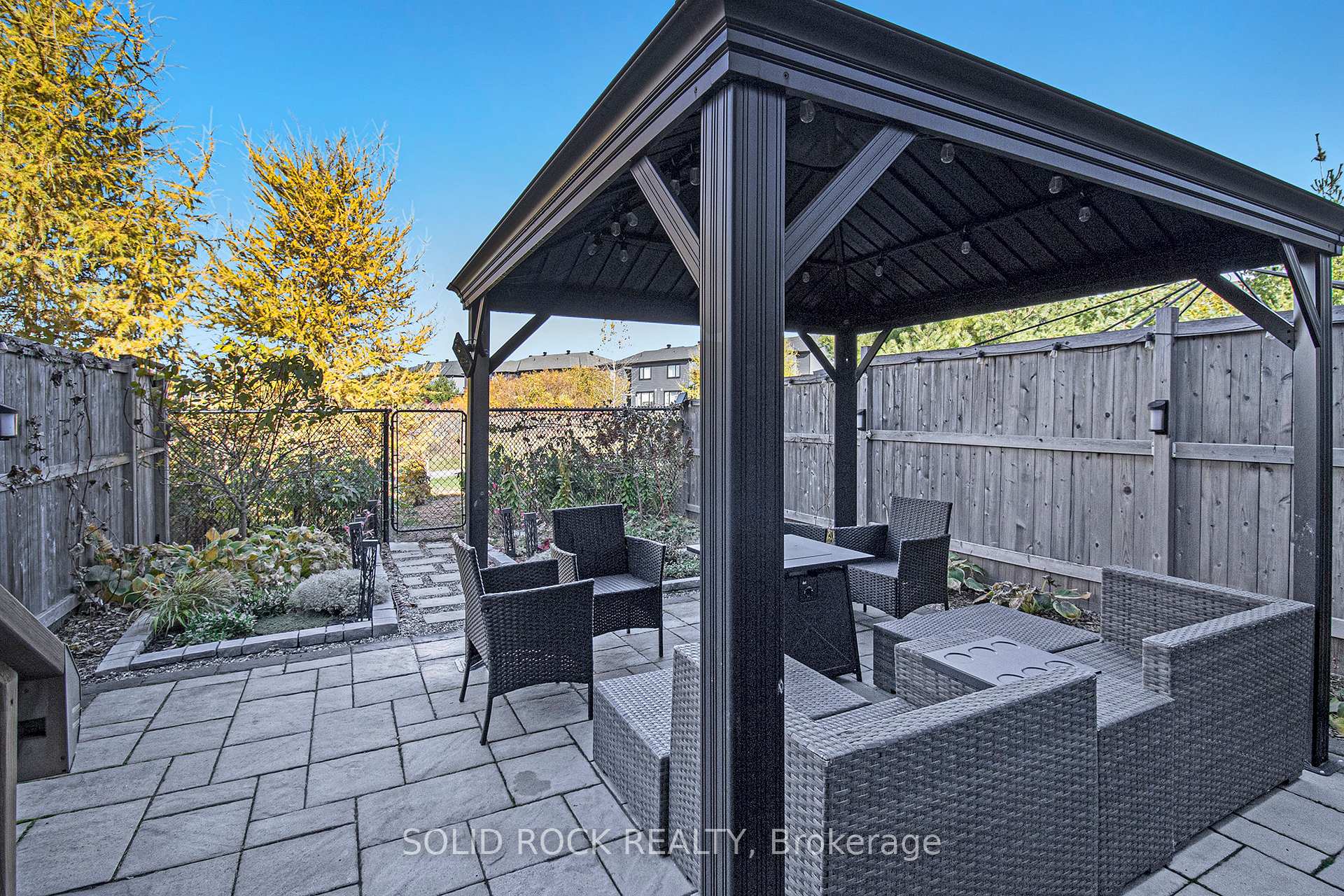 Photo 44 of 525 Cope Drive, Ottawa, Kanata - Emerald Meadows/Trailwest — HOMEH