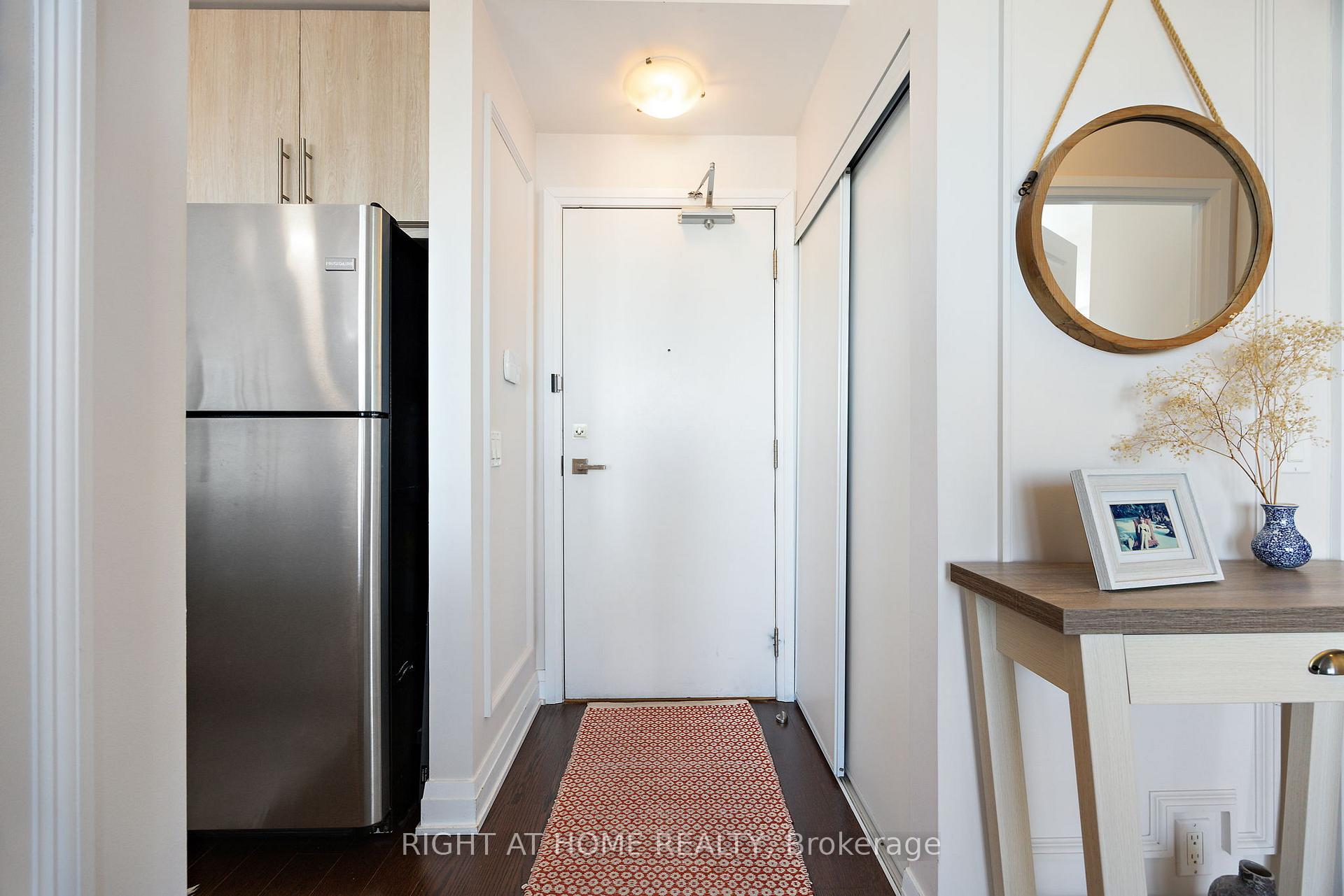 Photo 5 of Unit 1503, 530 St Clair Avenue, Toronto, Humewood-Cedarvale — HOMEH