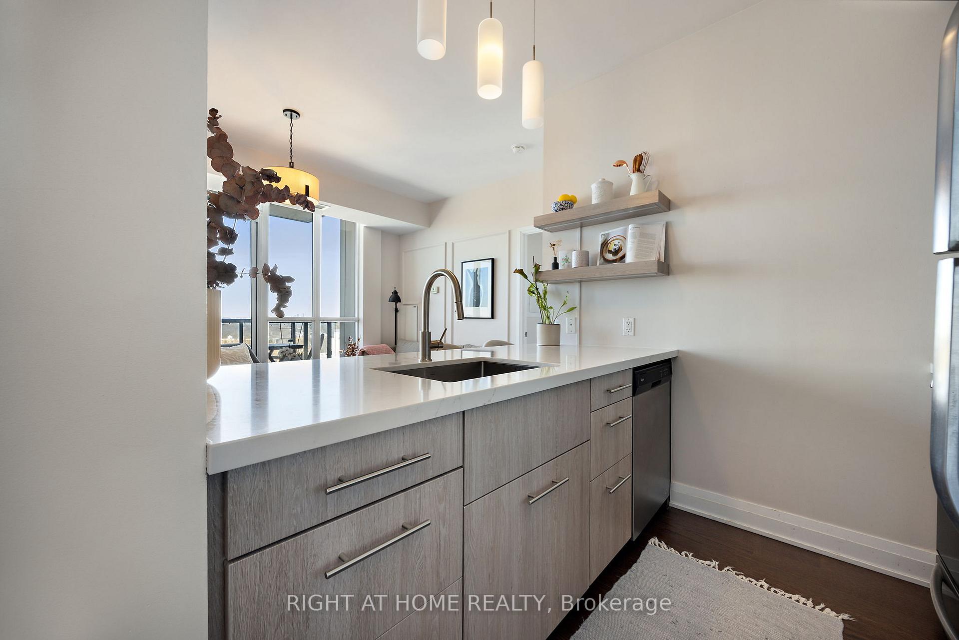 Photo 14 of Unit 1503, 530 St Clair Avenue, Toronto, Humewood-Cedarvale — HOMEH