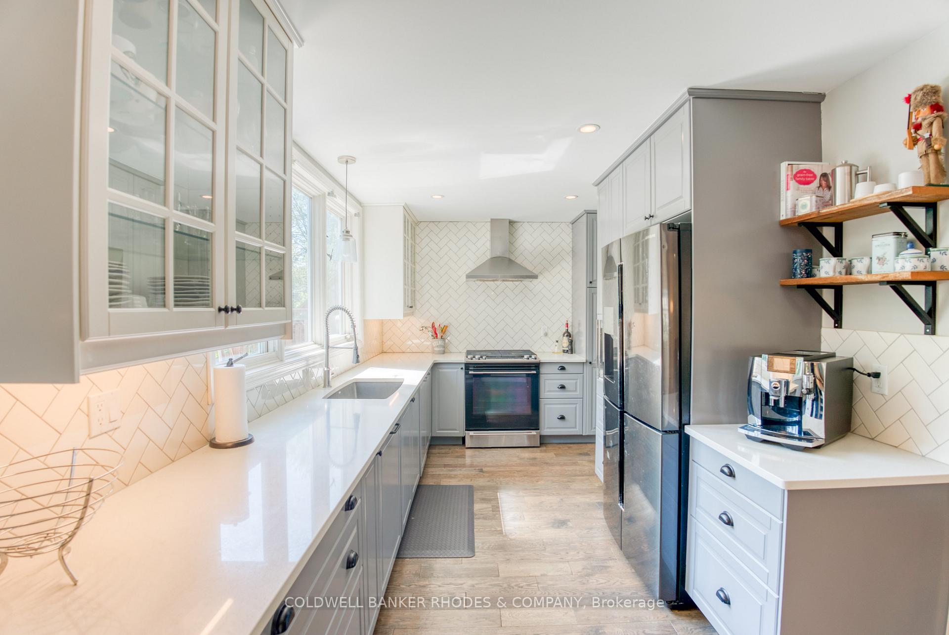 Photo 10 of 19 Kilbarry Crescent, Ottawa, Manor Park — HOMEH