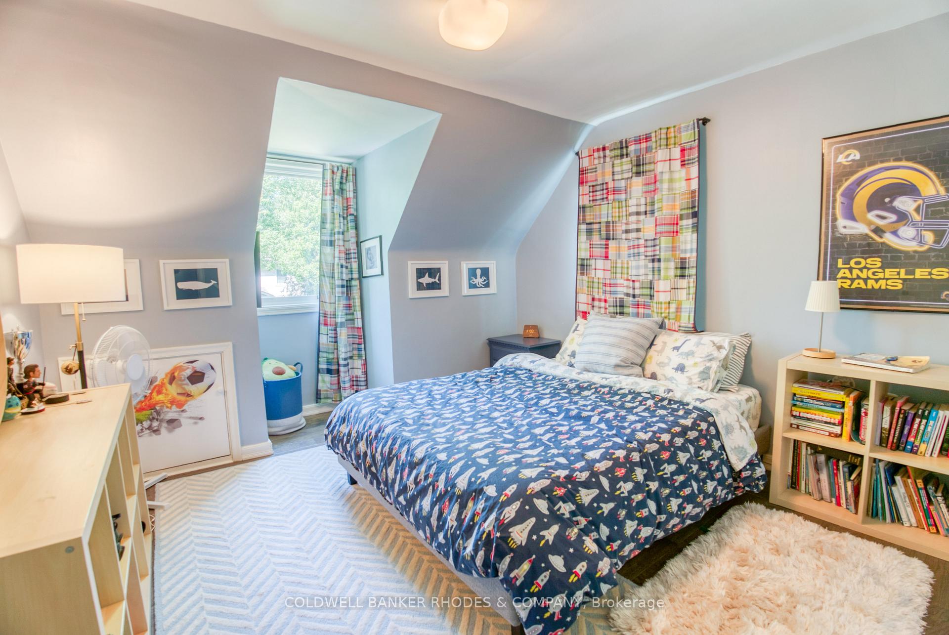 Photo 21 of 19 Kilbarry Crescent, Ottawa, Manor Park — HOMEH