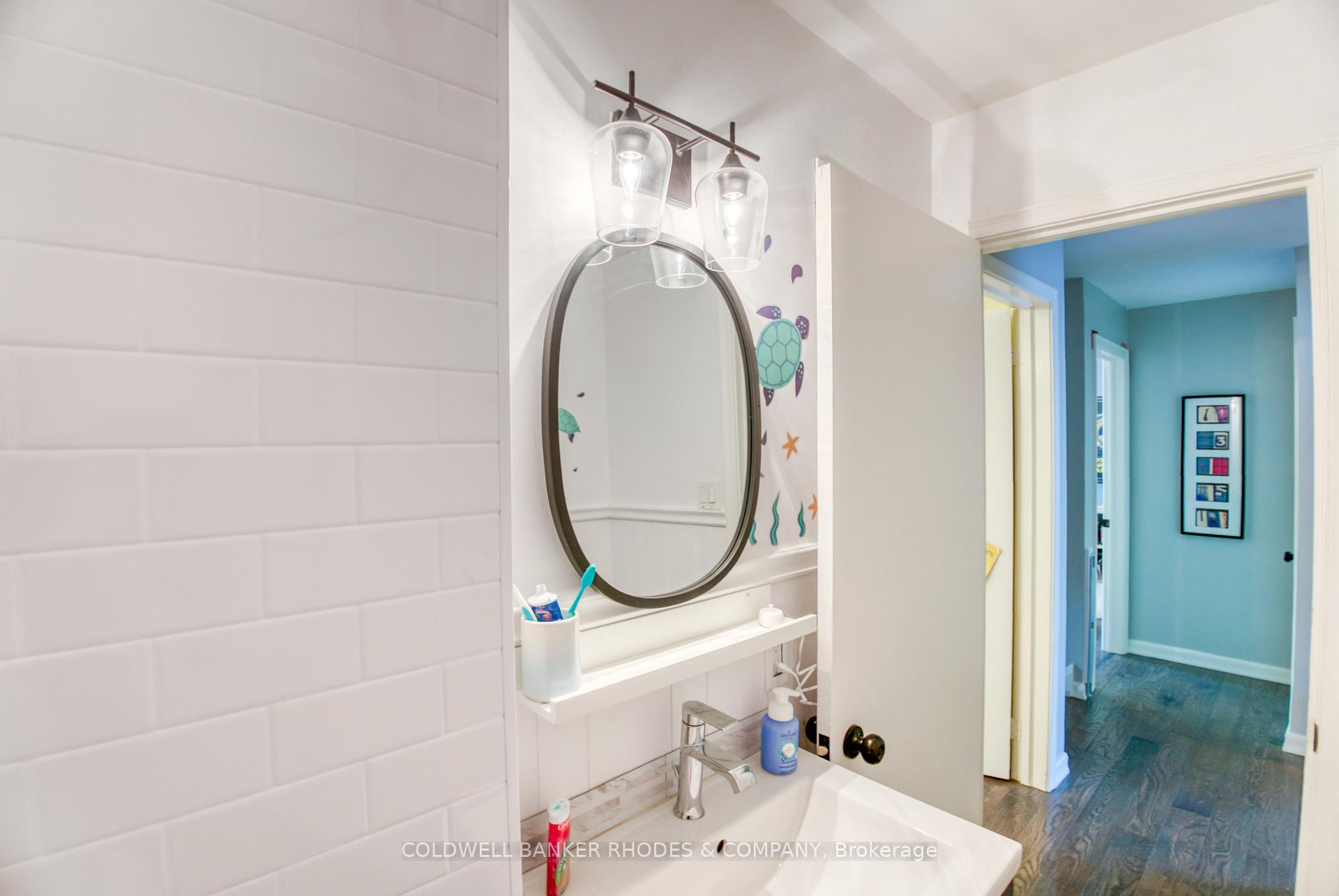 Photo 23 of 19 Kilbarry Crescent, Ottawa, Manor Park — HOMEH