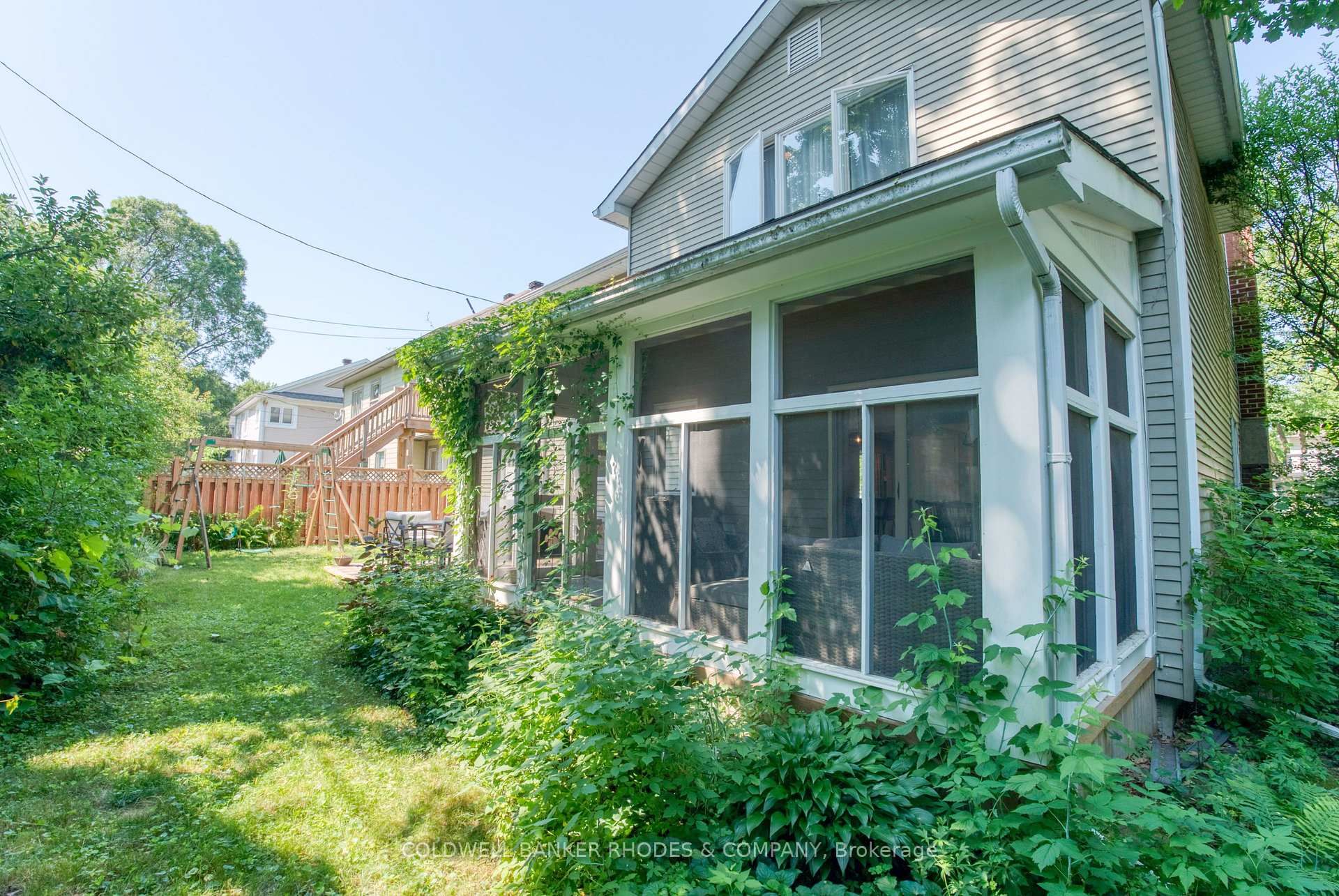 Photo 27 of 19 Kilbarry Crescent, Ottawa, Manor Park — HOMEH