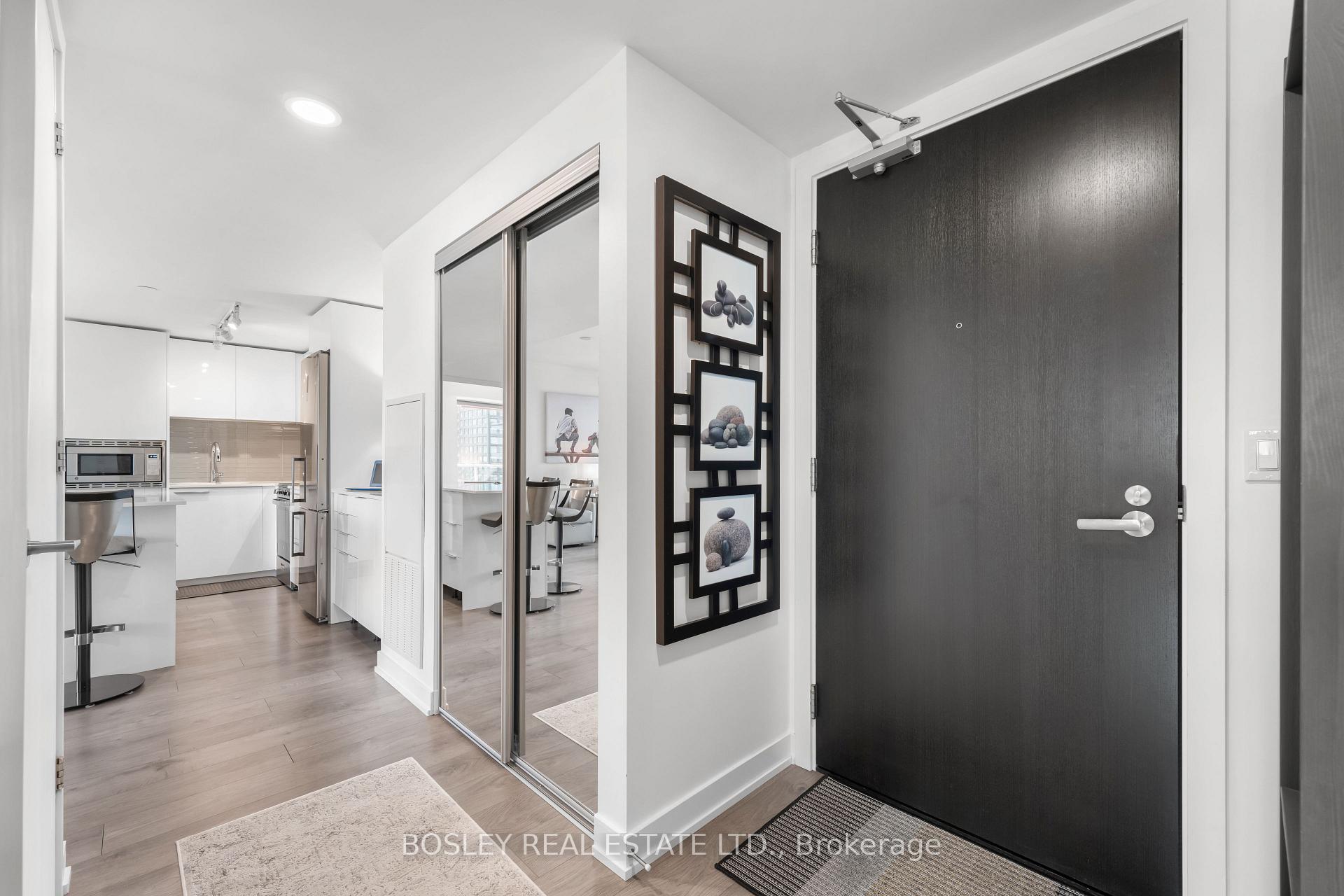 Photo 2 of Unit 2107, 18 Maitland Terrace, Toronto, Bay Street Corridor — HOMEH