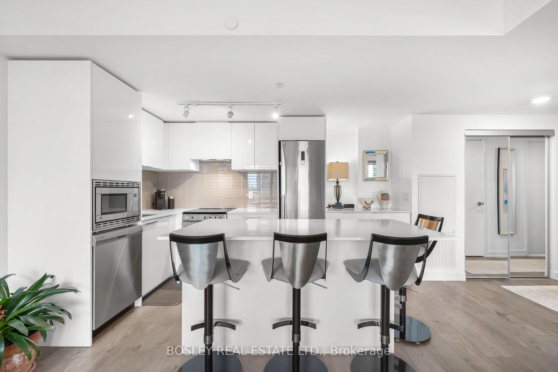 Photo 19 of Unit 2107, 18 Maitland Terrace, Toronto, Bay Street Corridor — HOMEH