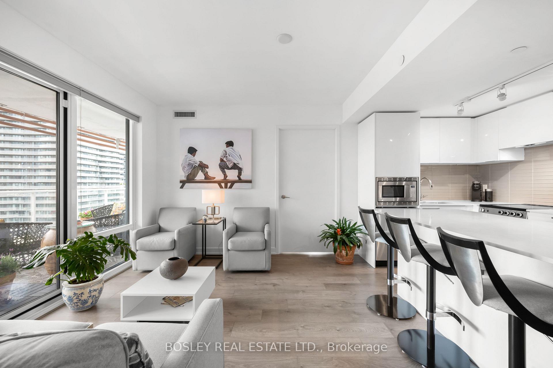 Photo 6 of Unit 2107, 18 Maitland Terrace, Toronto, Bay Street Corridor — HOMEH