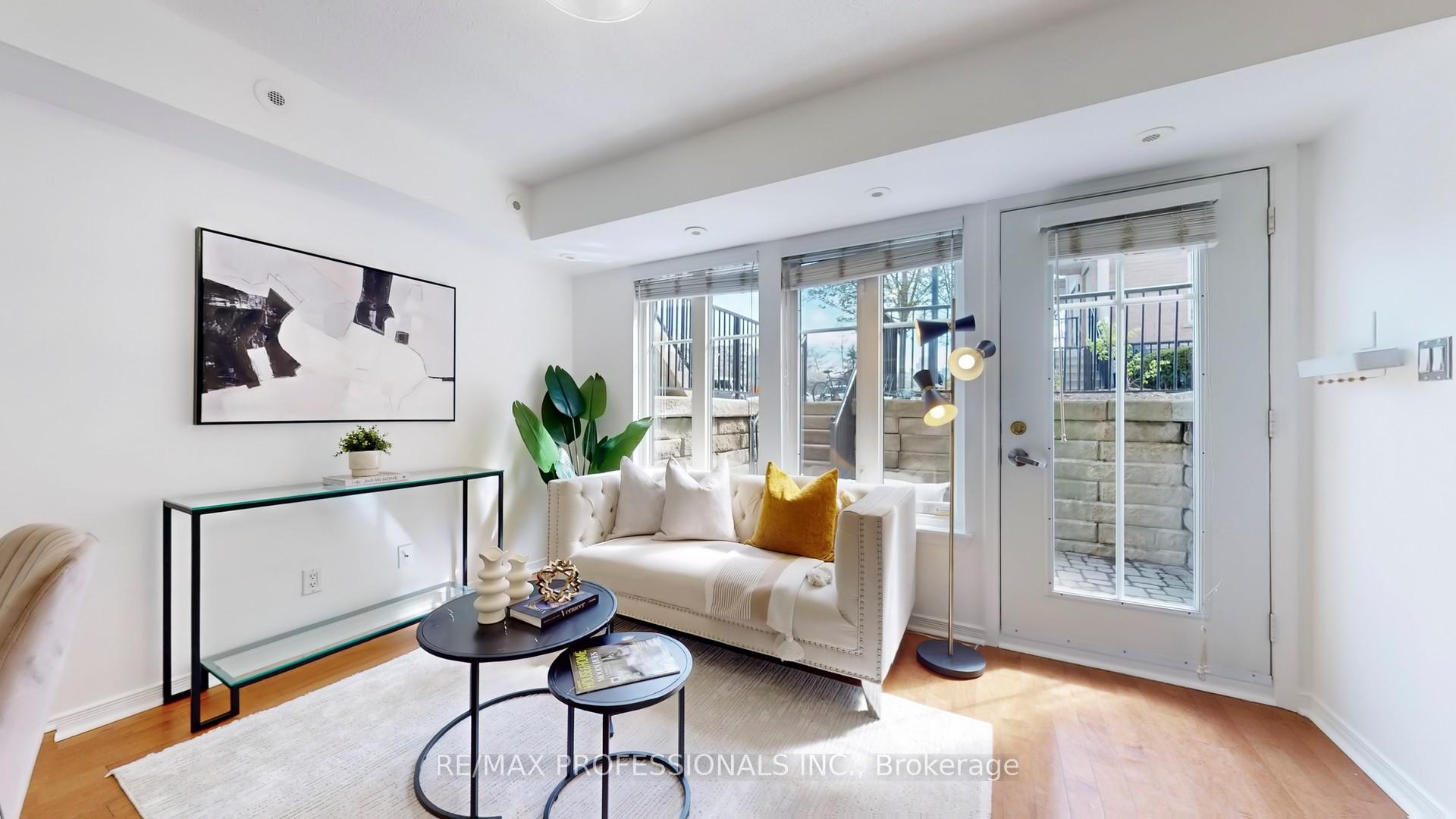 Photo 7 of Unit 302, 30 Western Battery Road, Toronto, Niagara — HOMEH