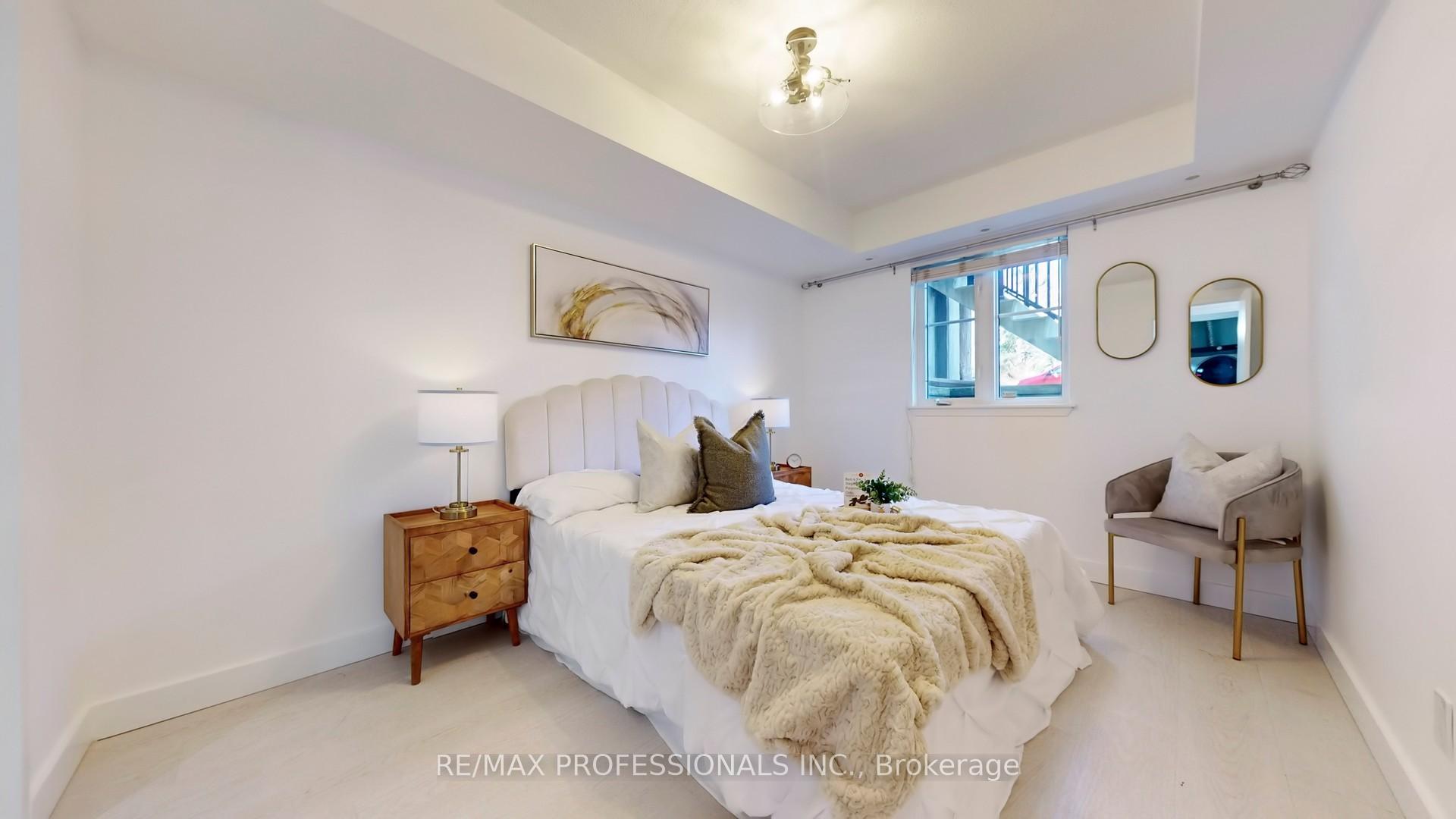 Photo 17 of Unit 302, 30 Western Battery Road, Toronto, Niagara — HOMEH