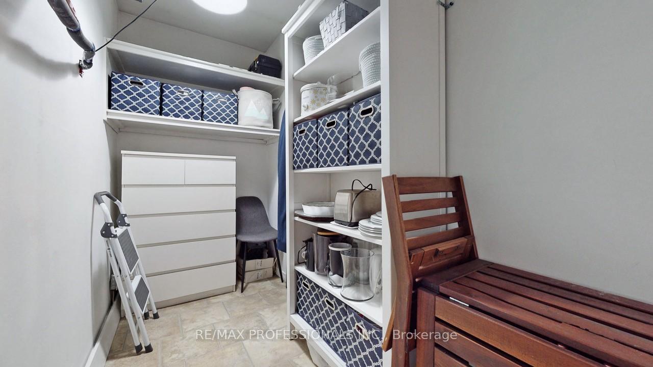Photo 29 of Unit 302, 30 Western Battery Road, Toronto, Niagara — HOMEH