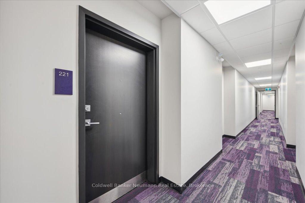 Photo 2 of Unit 221, 35 Kingsbury Square, Guelph, Pineridge/Westminster Woods — HOMEH