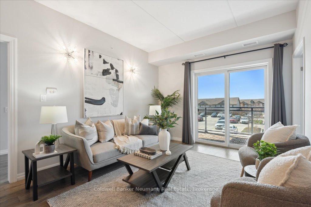 Photo 5 of Unit 221, 35 Kingsbury Square, Guelph, Pineridge/Westminster Woods — HOMEH