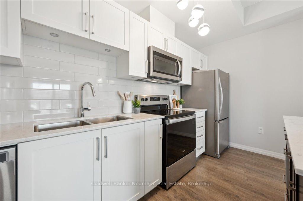 Photo 7 of Unit 221, 35 Kingsbury Square, Guelph, Pineridge/Westminster Woods — HOMEH