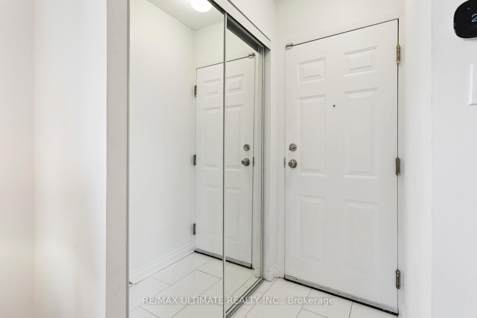 Photo 17 of Unit TH426, 12 Douro Street, Toronto, Niagara — HOMEH