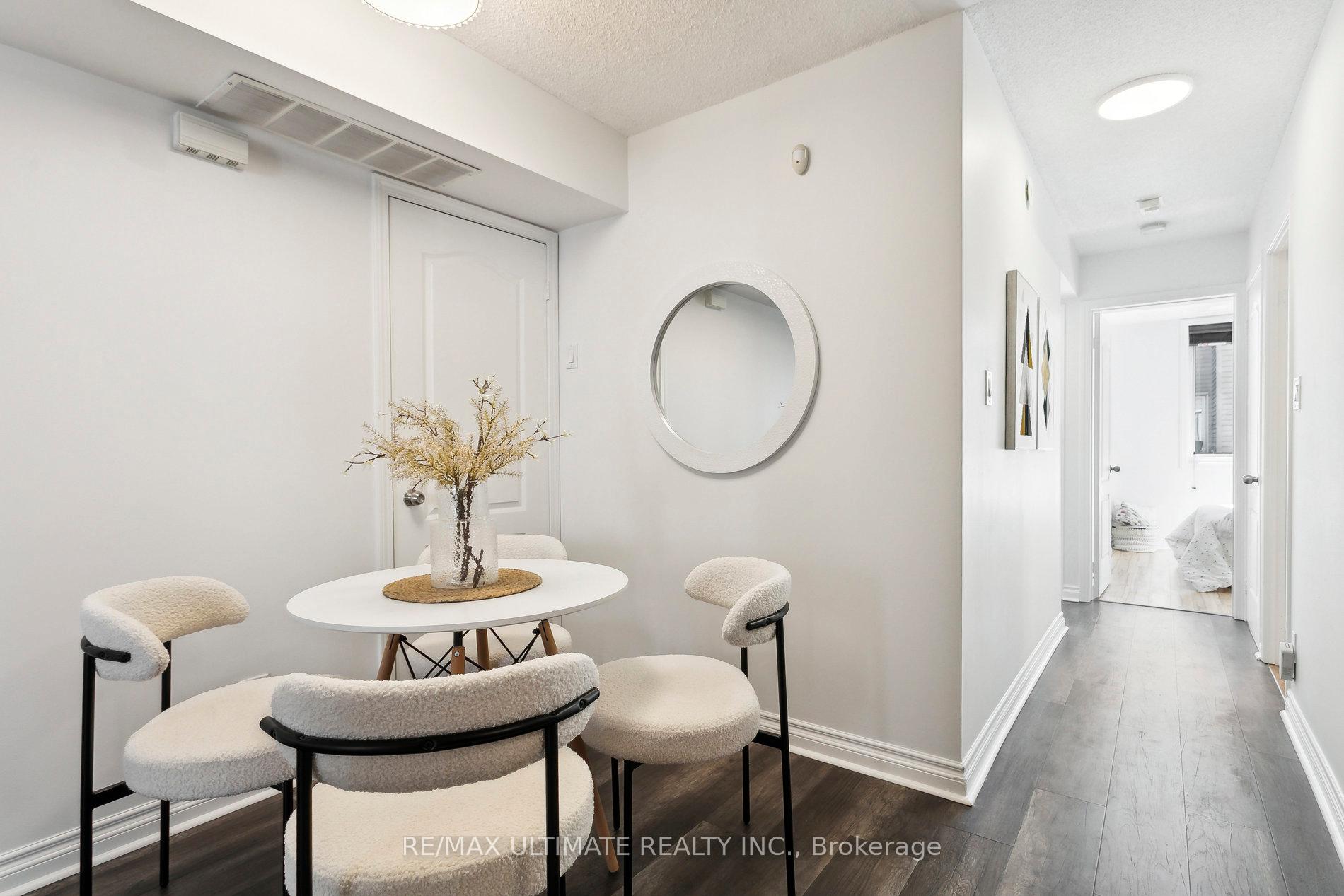 Photo 6 of Unit TH426, 12 Douro Street, Toronto, Niagara — HOMEH