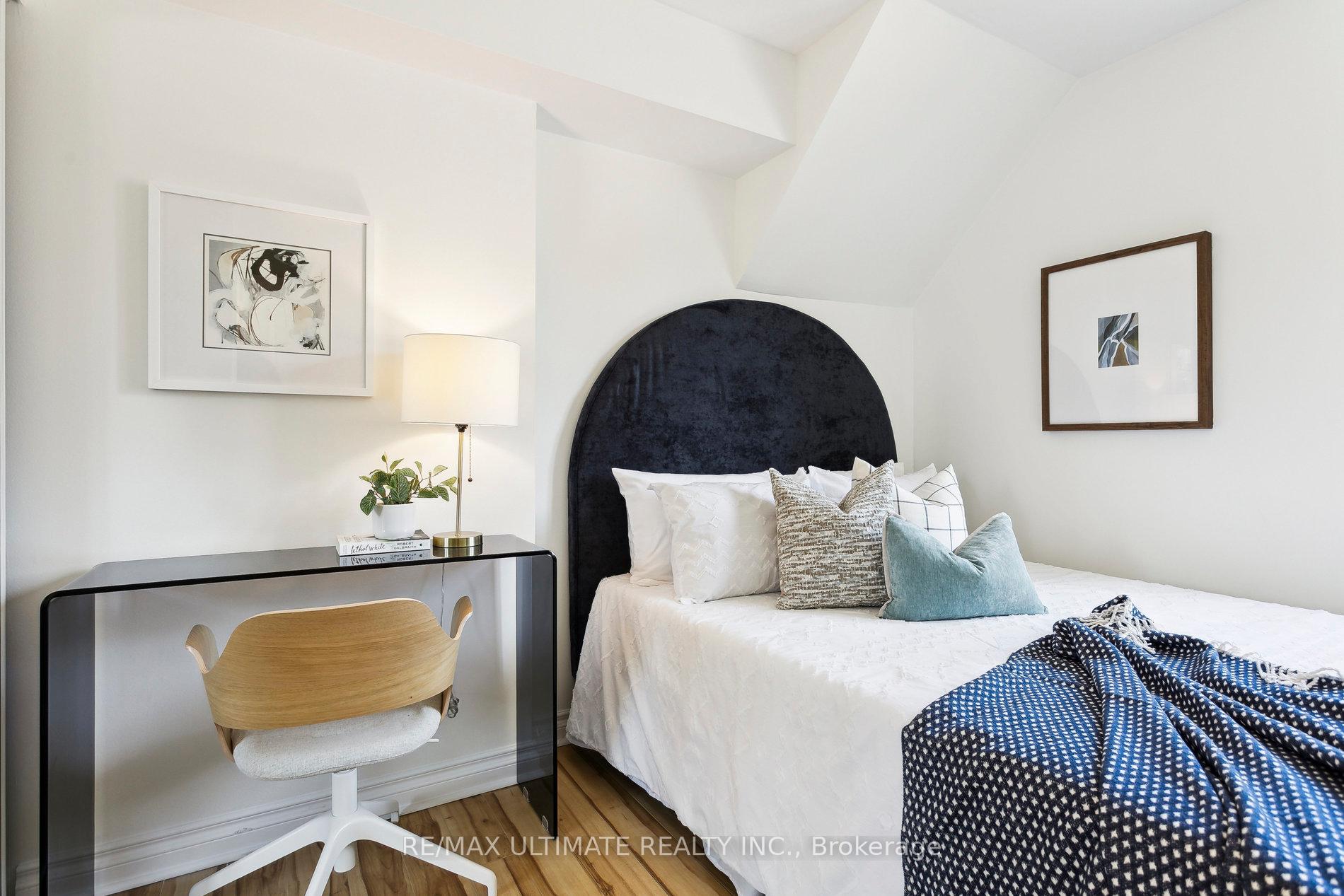 Photo 14 of Unit TH426, 12 Douro Street, Toronto, Niagara — HOMEH