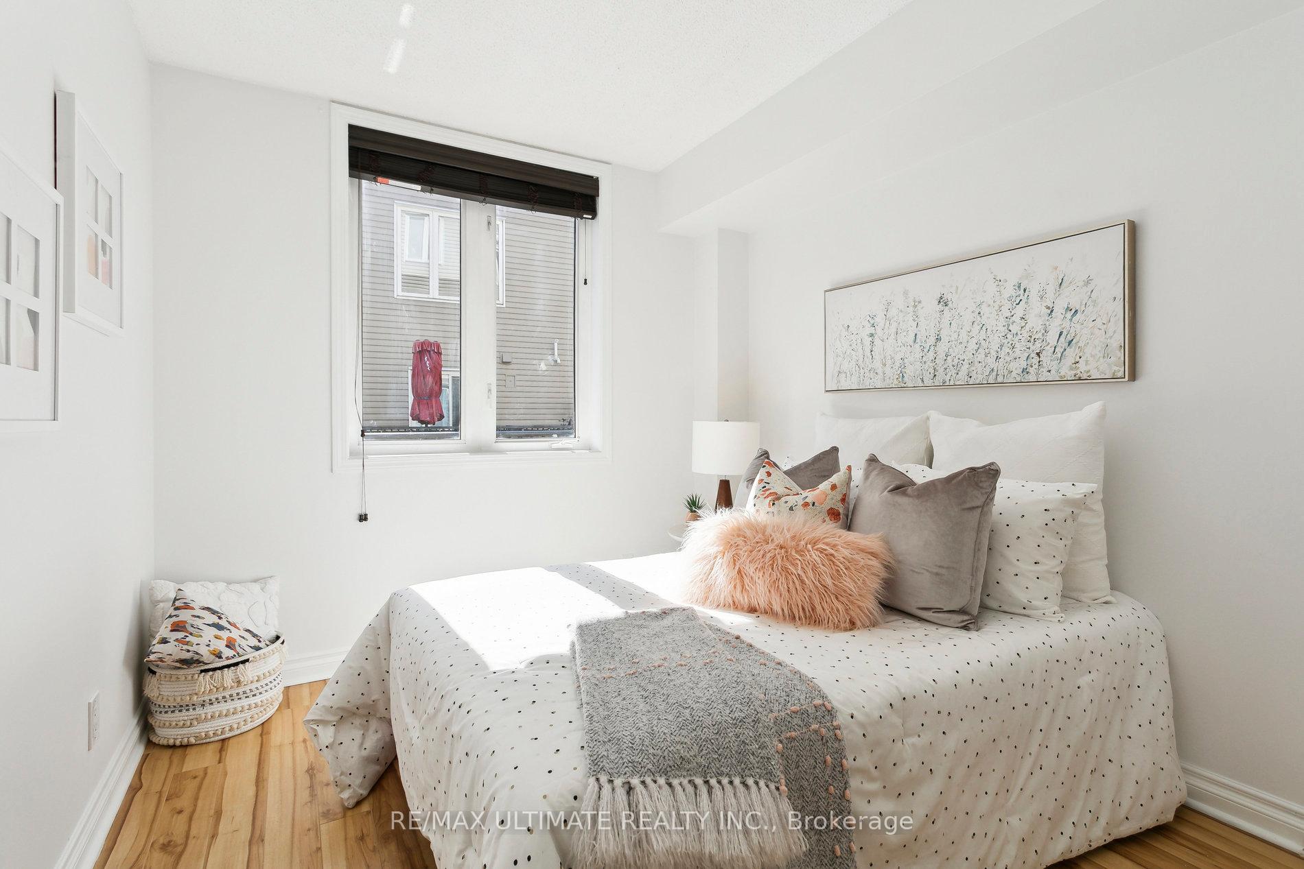 Photo 11 of Unit TH426, 12 Douro Street, Toronto, Niagara — HOMEH