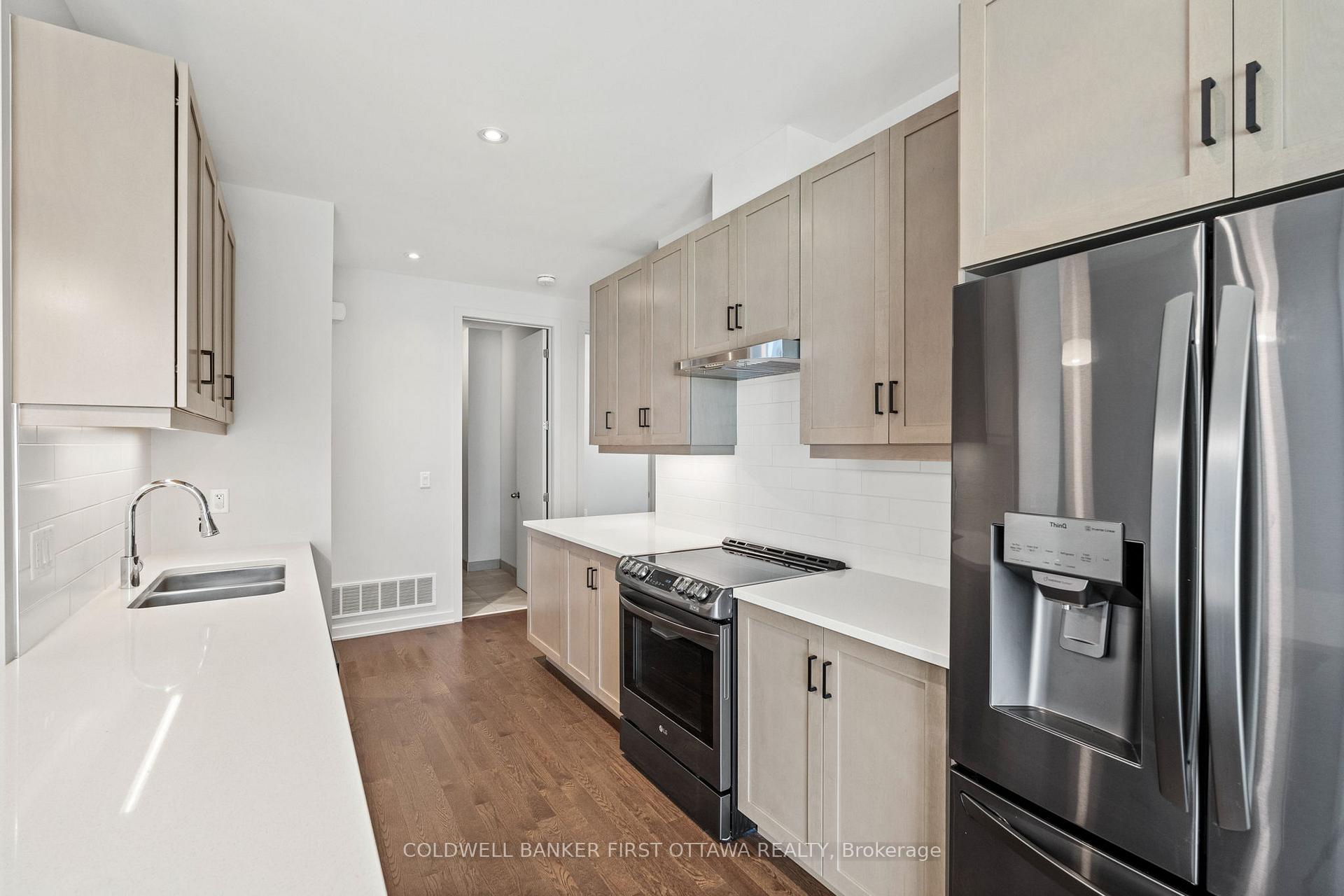 Photo 14 of 945 Islington Way, Ottawa, Leitrim — HOMEH