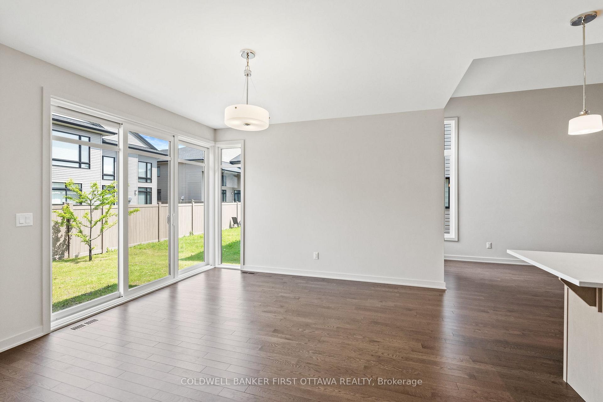 Photo 16 of 945 Islington Way, Ottawa, Leitrim — HOMEH