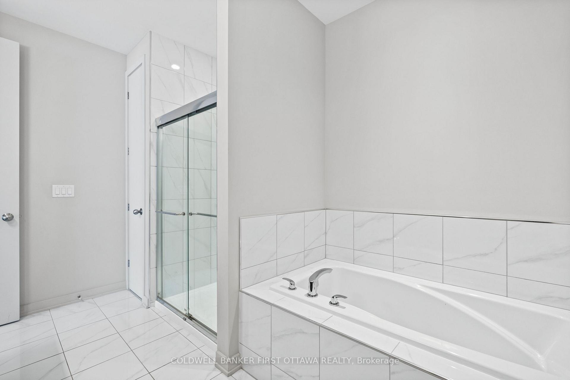 Photo 28 of 945 Islington Way, Ottawa, Leitrim — HOMEH