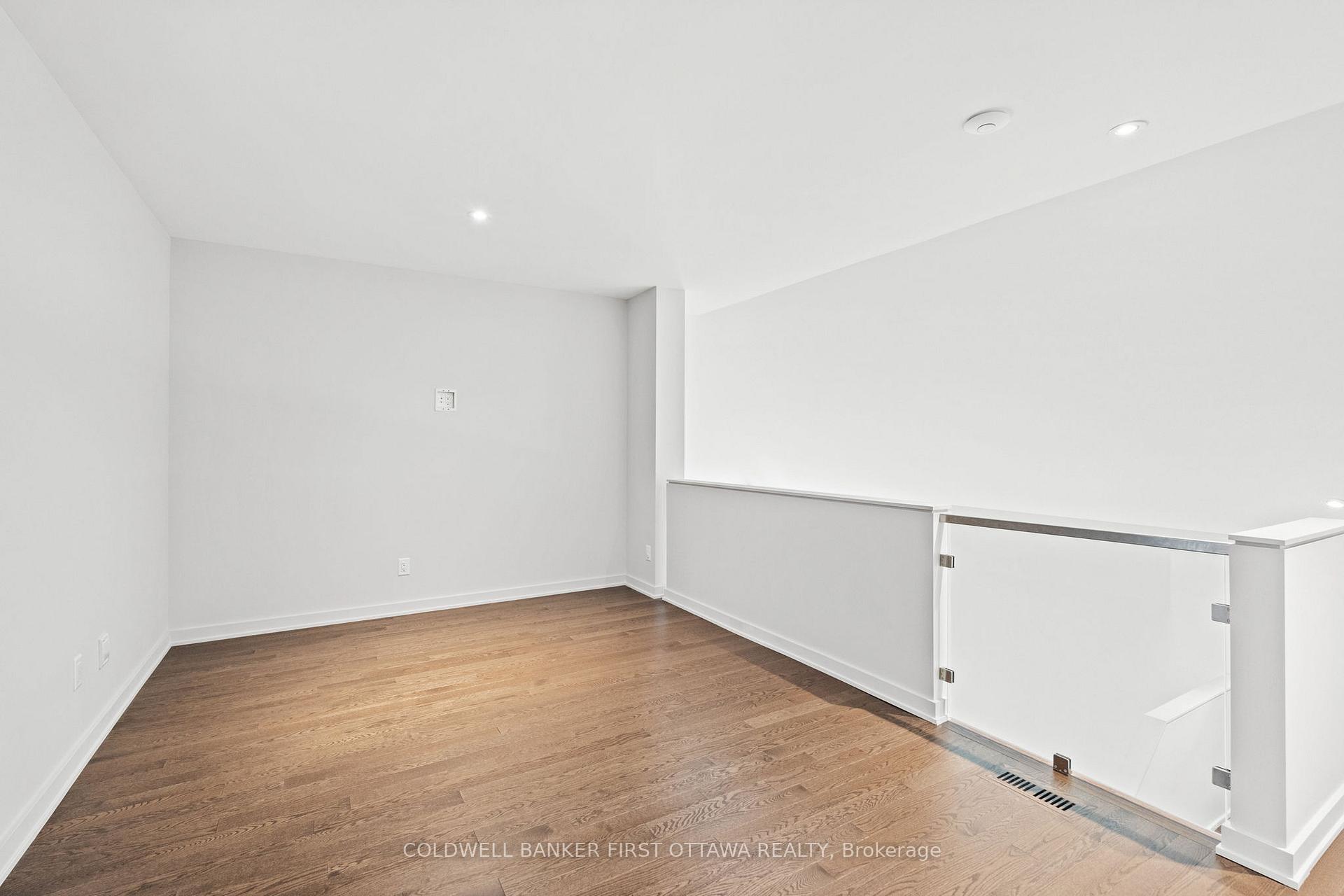 Photo 35 of 945 Islington Way, Ottawa, Leitrim — HOMEH