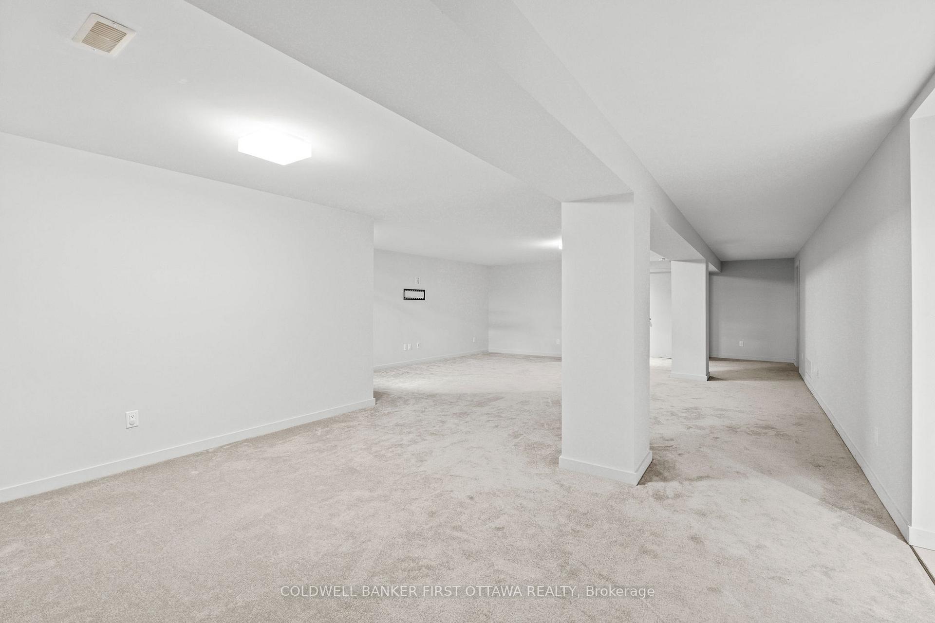 Photo 42 of 945 Islington Way, Ottawa, Leitrim — HOMEH