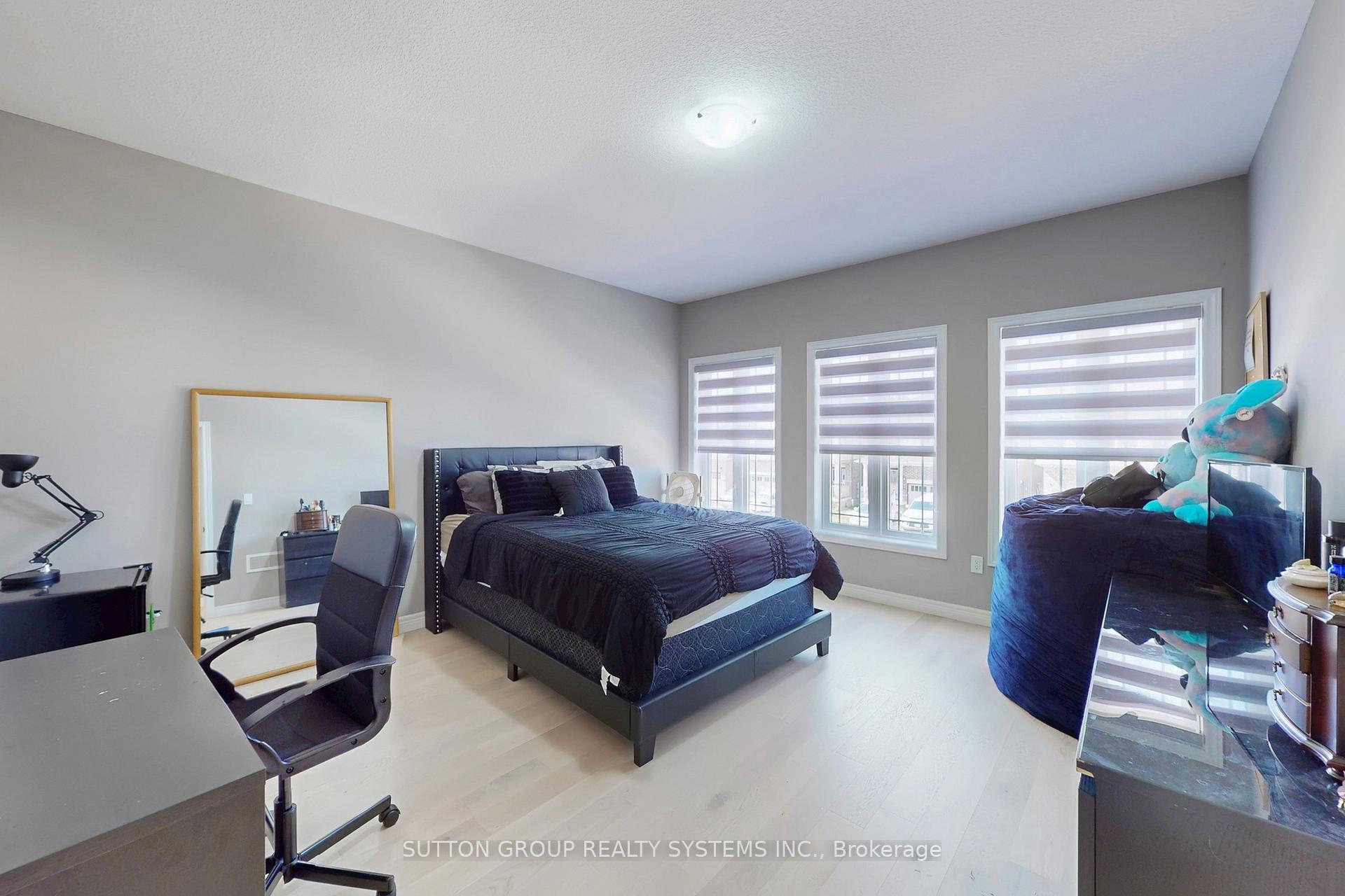 Photo 24 of 621 Florencedale Crescent, Kitchener — HOMEH