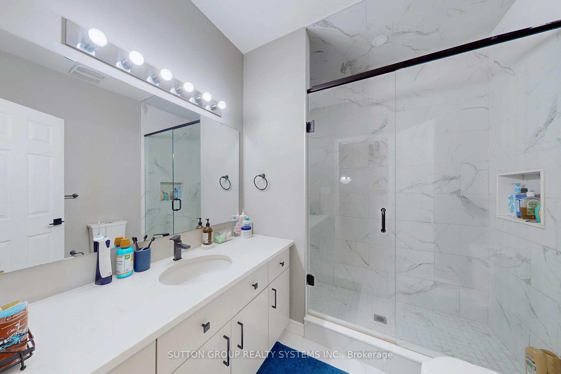 Photo 30 of 621 Florencedale Crescent, Kitchener — HOMEH