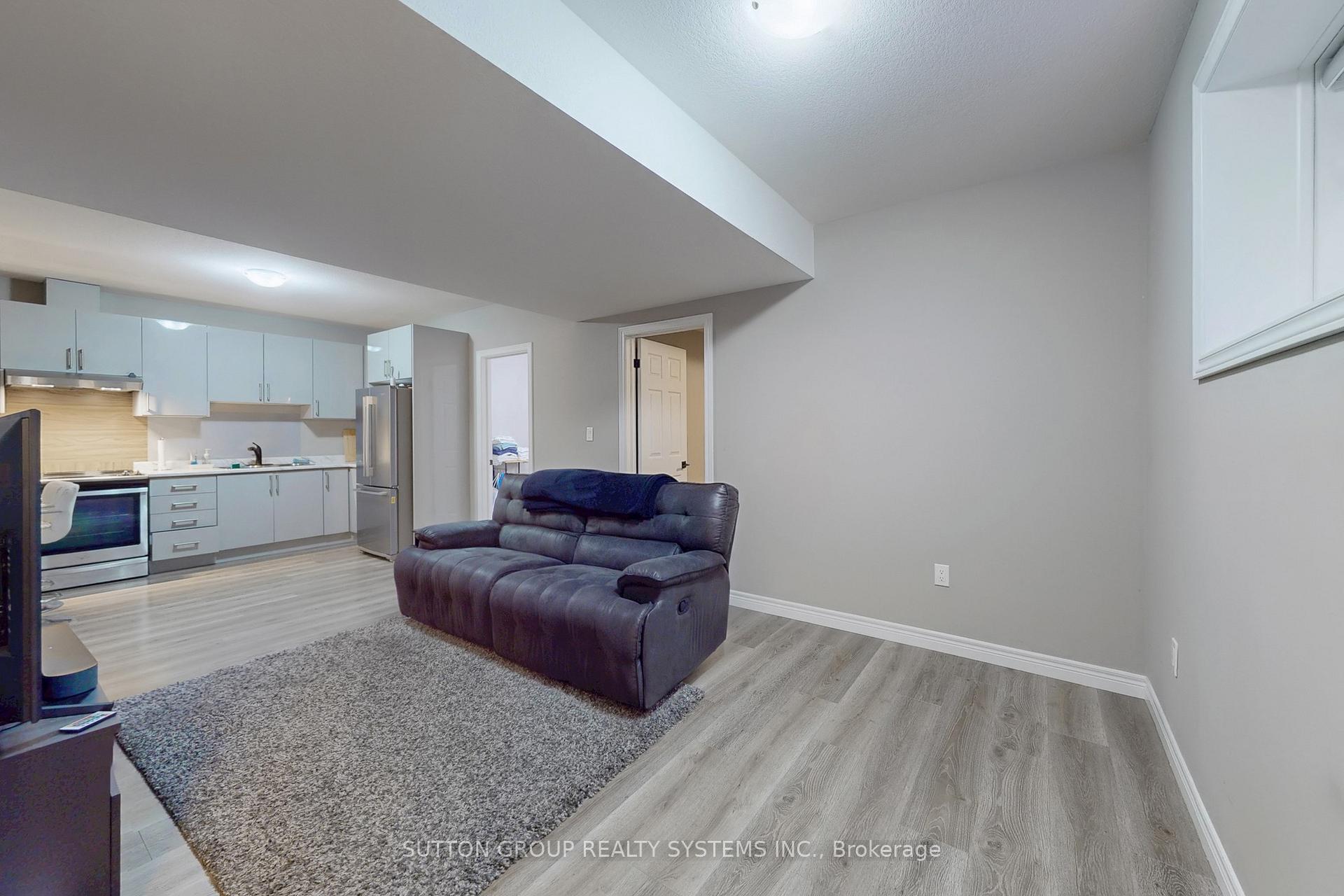 Photo 33 of 621 Florencedale Crescent, Kitchener — HOMEH