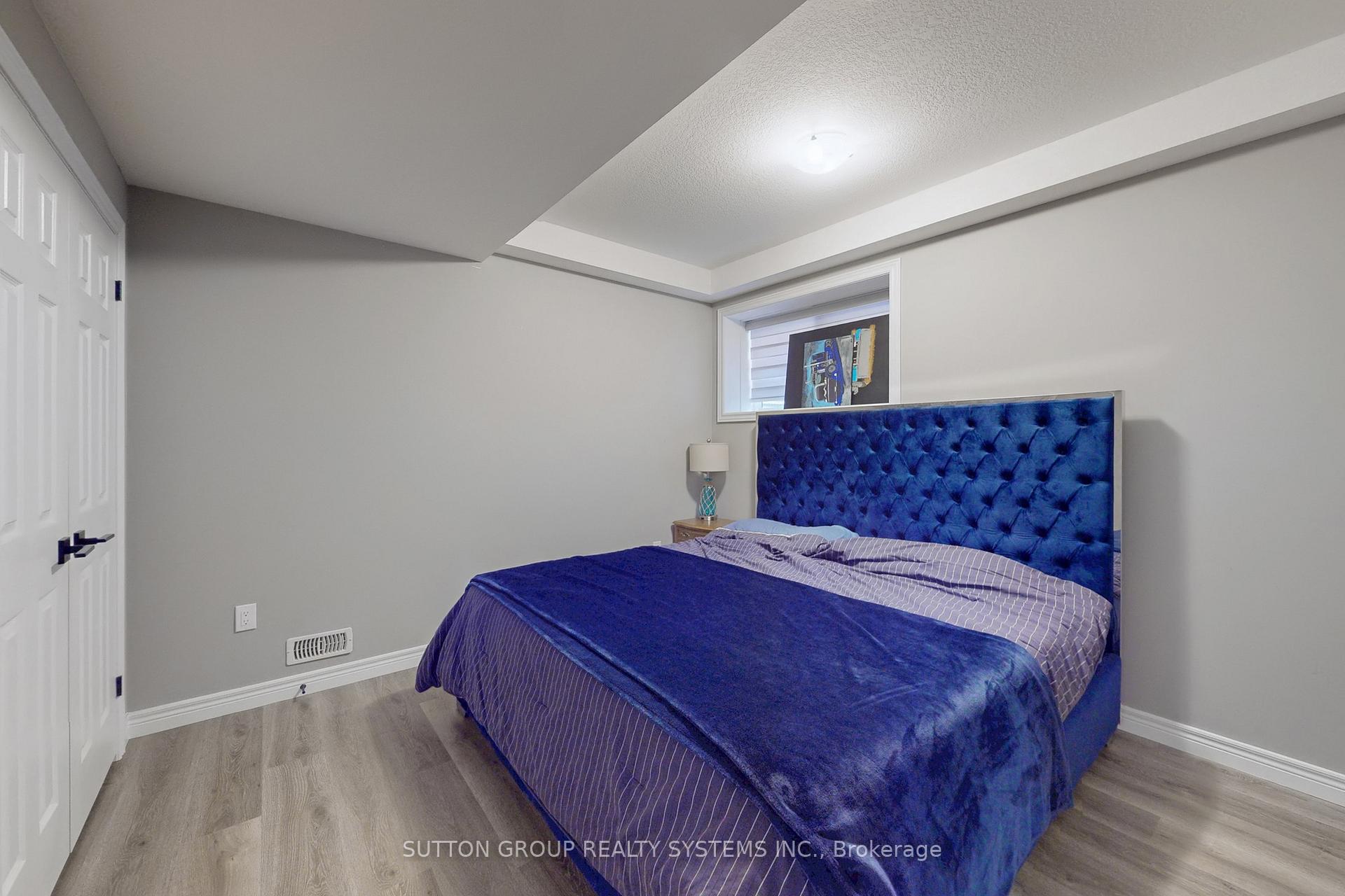 Photo 37 of 621 Florencedale Crescent, Kitchener — HOMEH